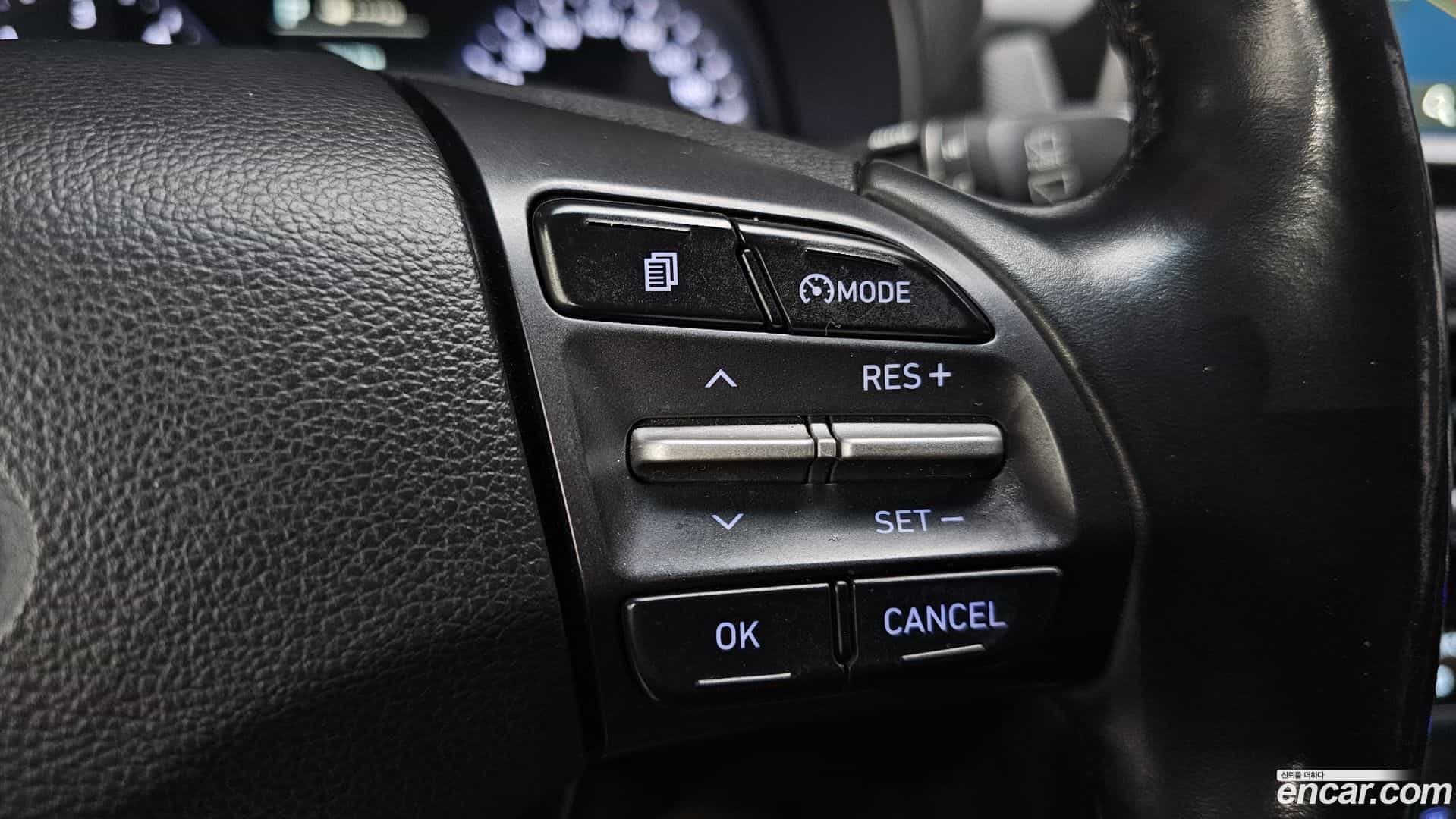 Kona Hyundai 2017.6-OPTION-042
