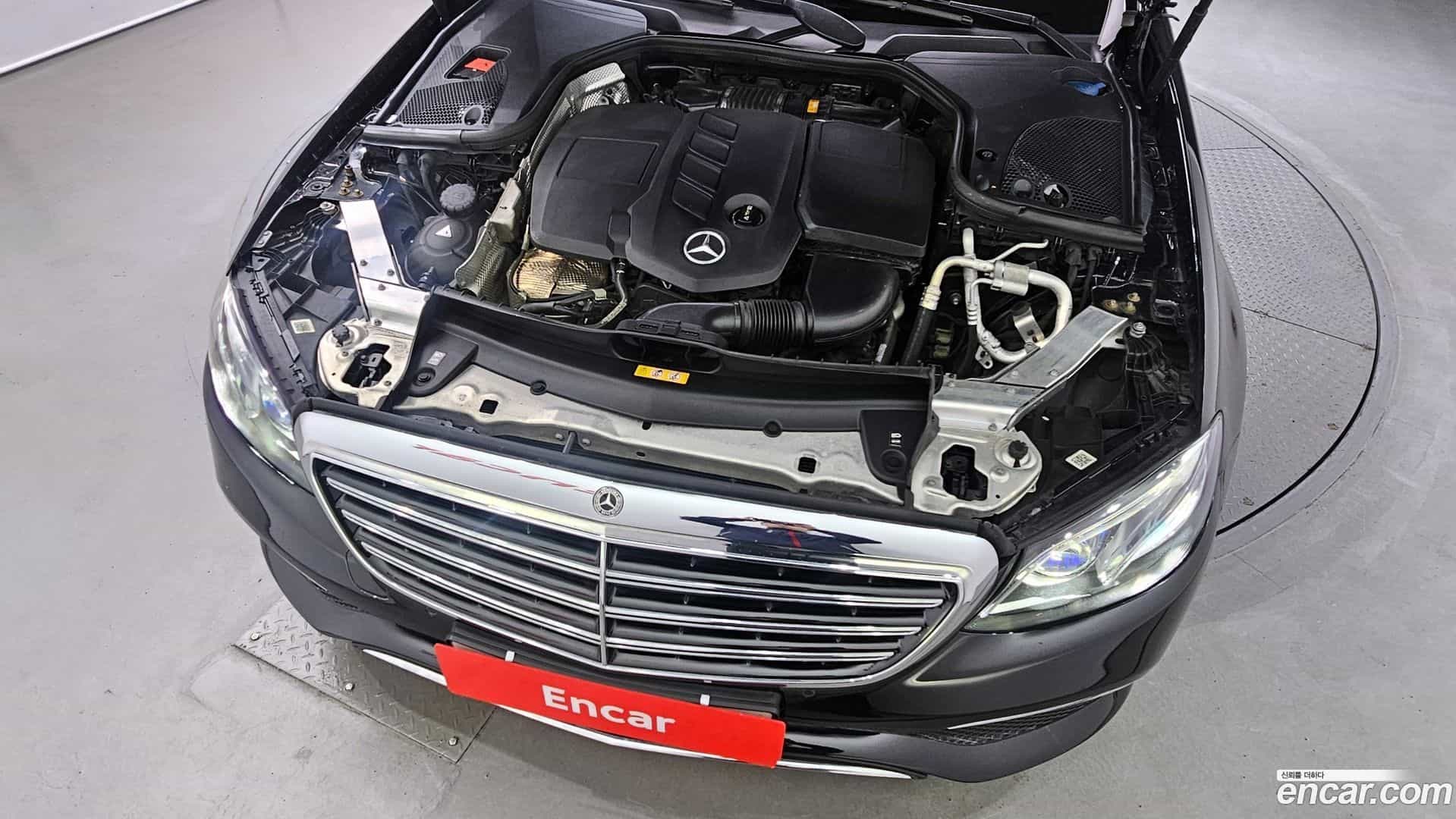 E-Class Mercedes-Benz 2019.8-OUTER-006