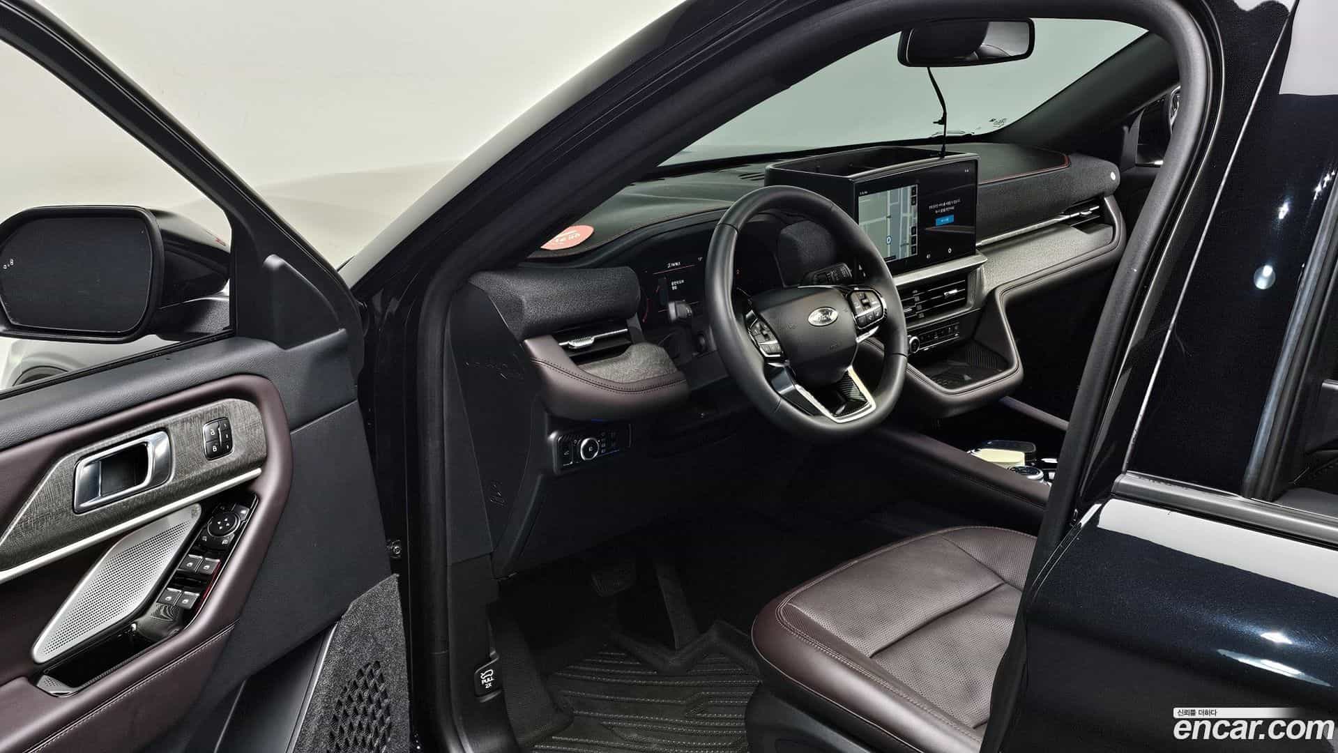 Explorer Ford 2025.7-OPTION-015