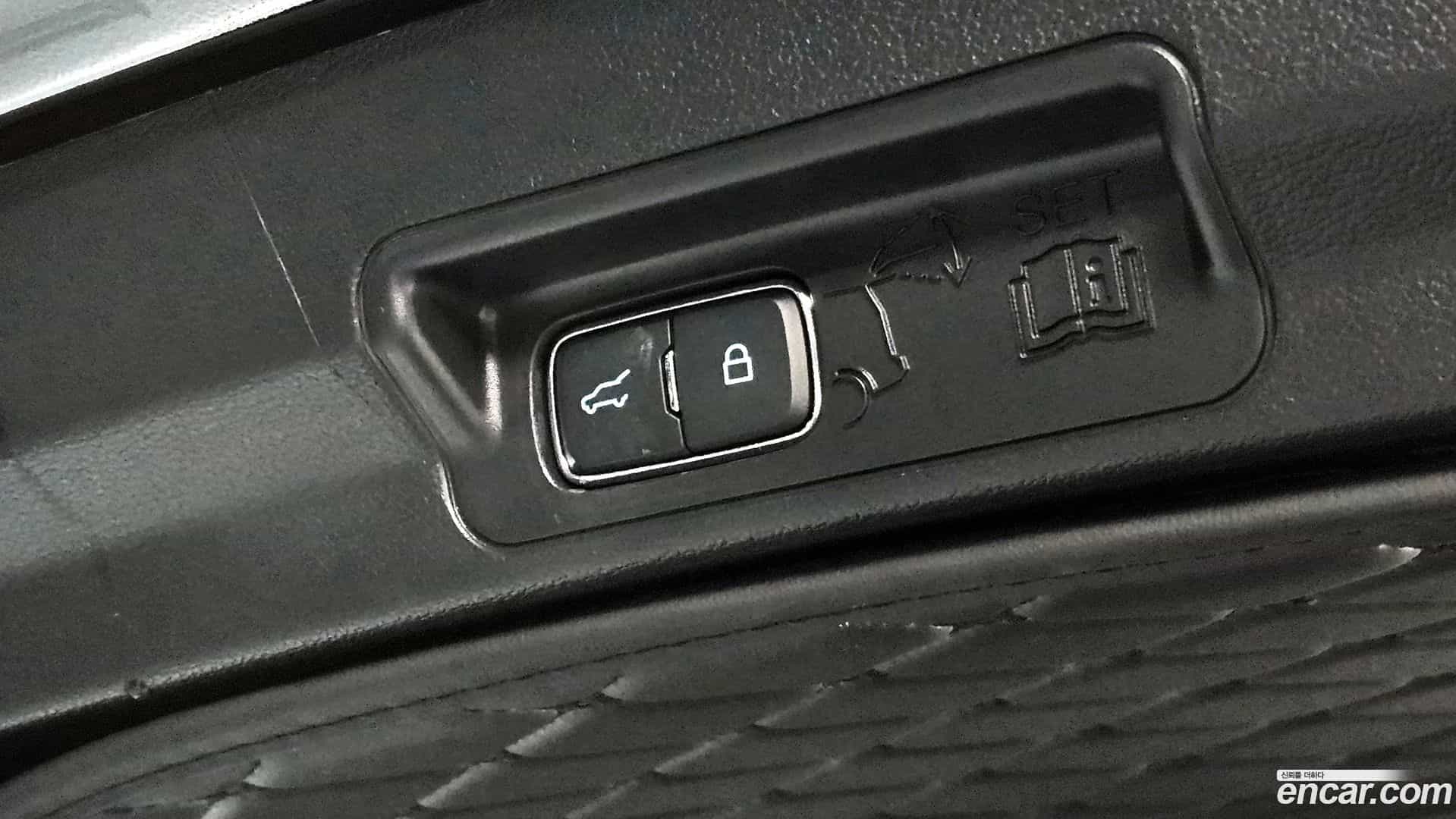 Explorer Ford 2025.7-OPTION-024