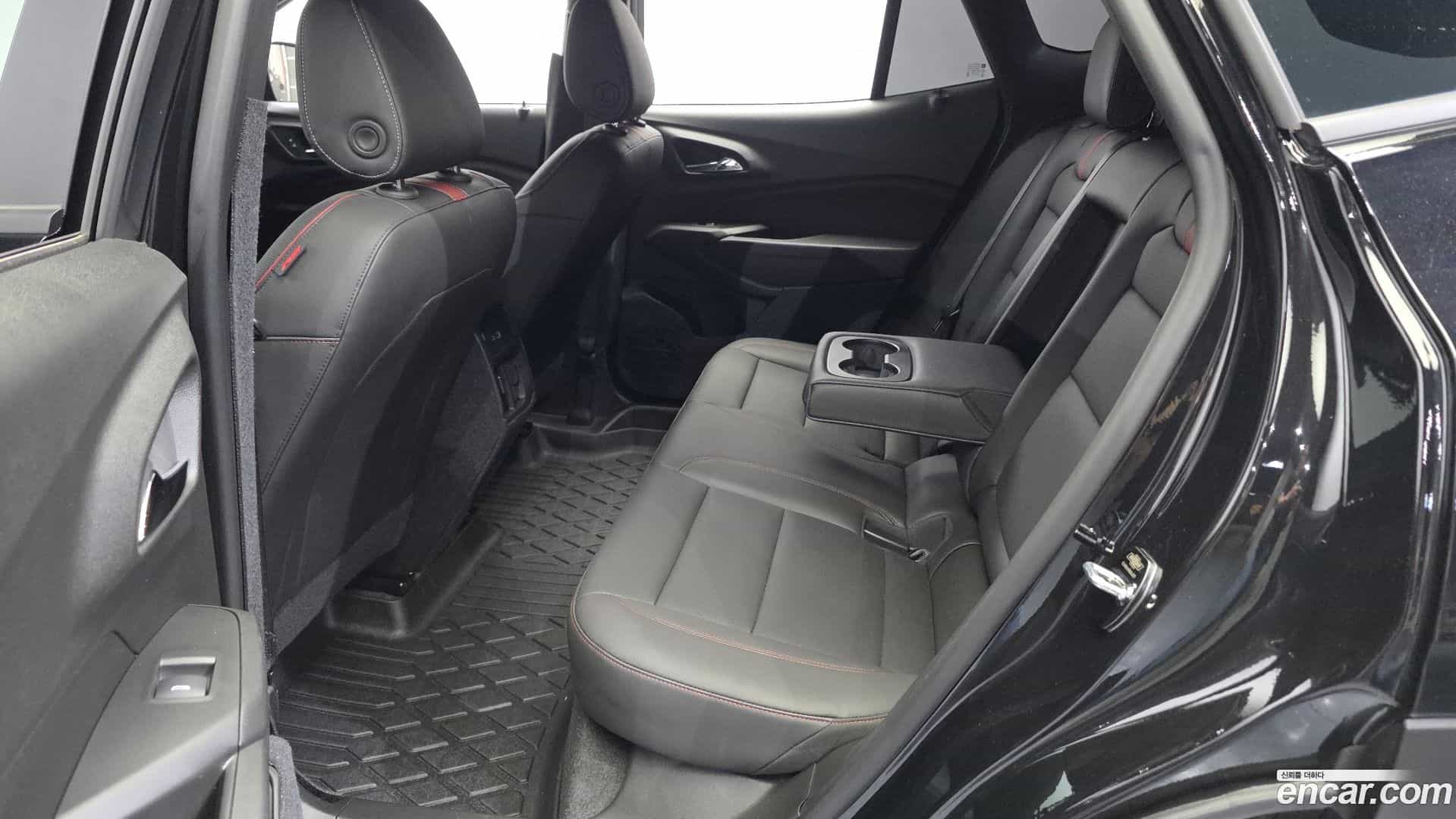 Trax Chevrolet 2023.8-OPTION-016