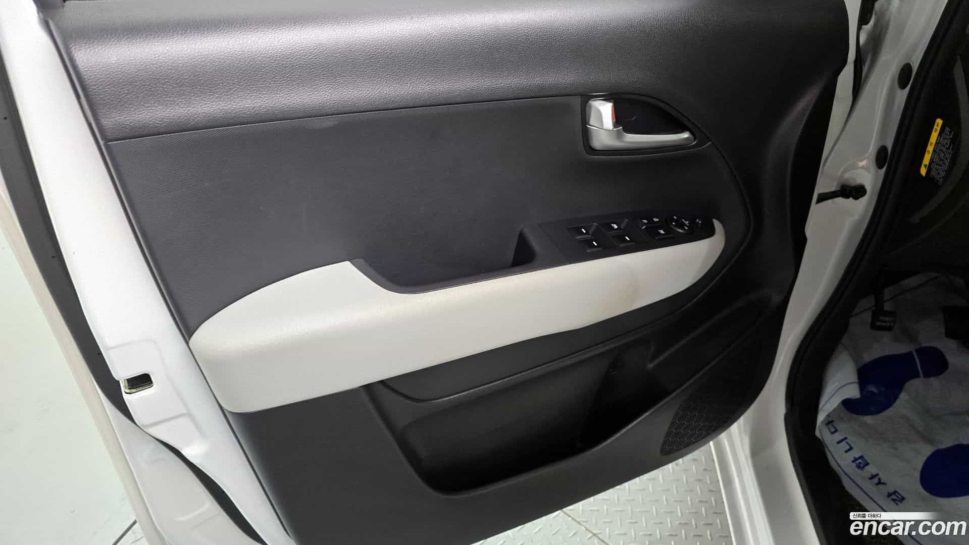 RAY Kia 2023.10-INNER-034