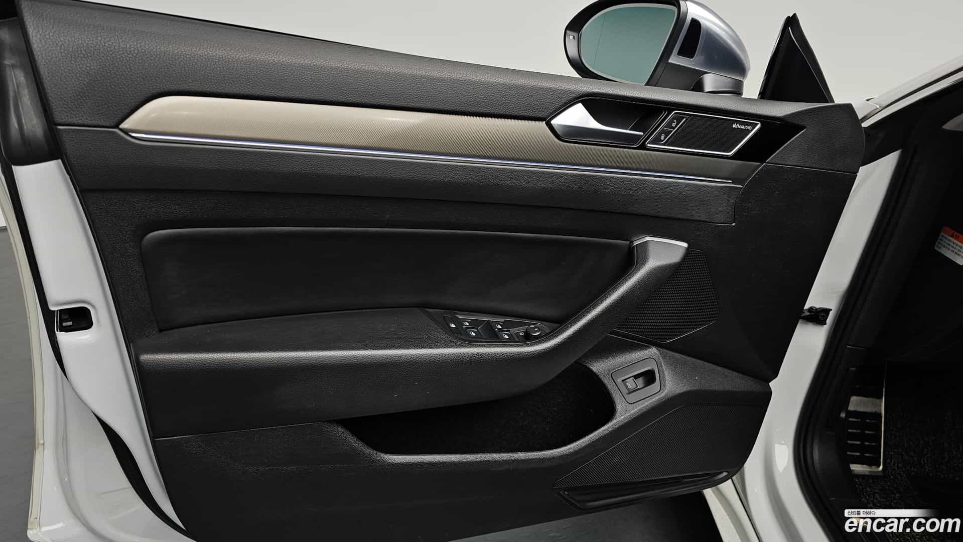 Arteon Volkswagen 2019.9-INNER-034