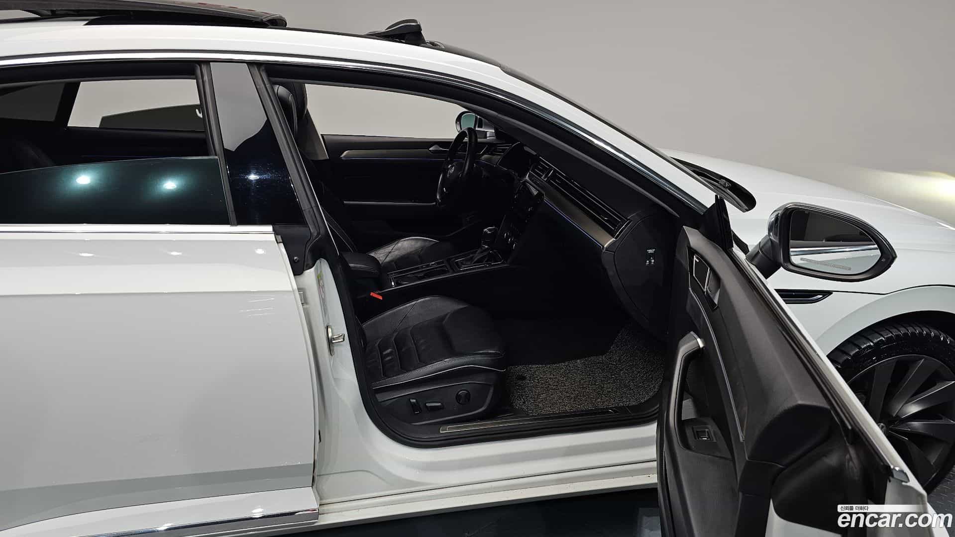 Arteon Volkswagen 2019.9-INNER-036