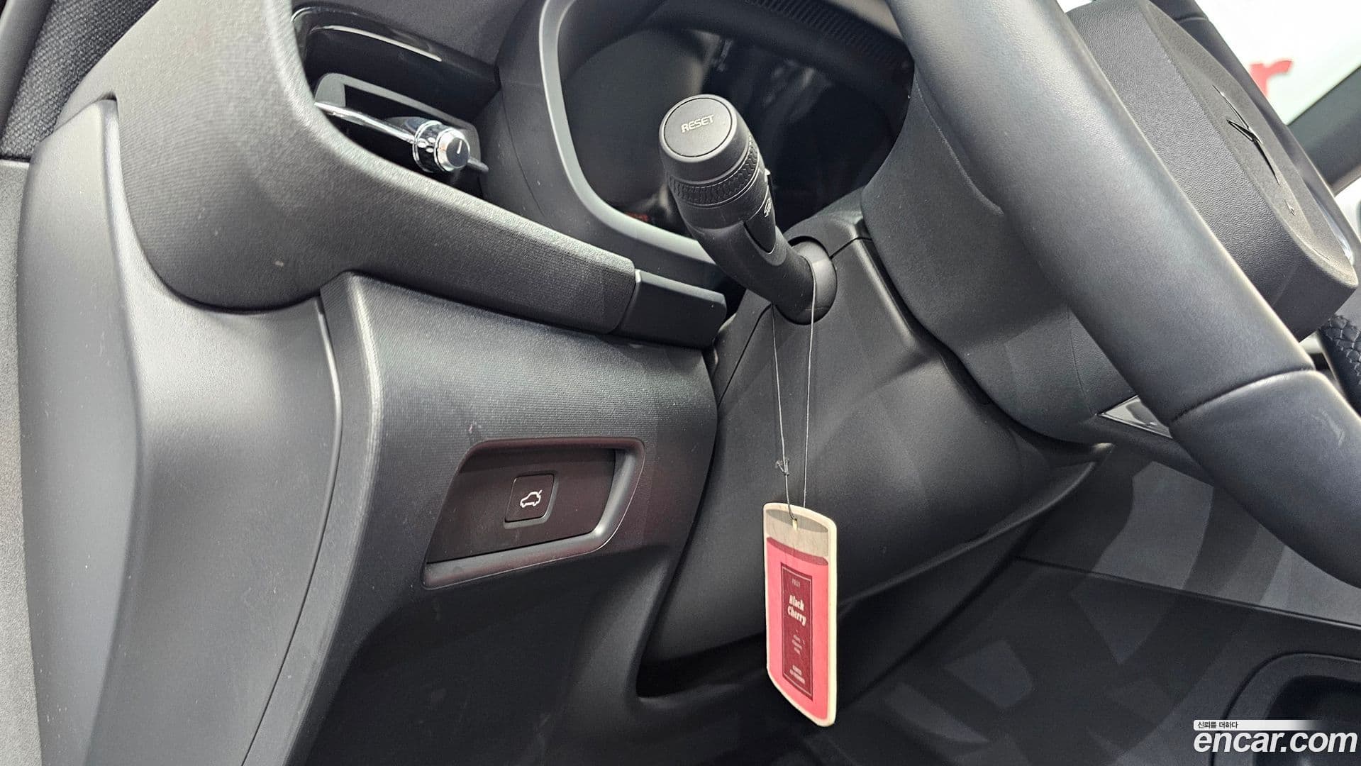 Main__Slider__Photo:Polestar 2 Polestar 2022.7-13