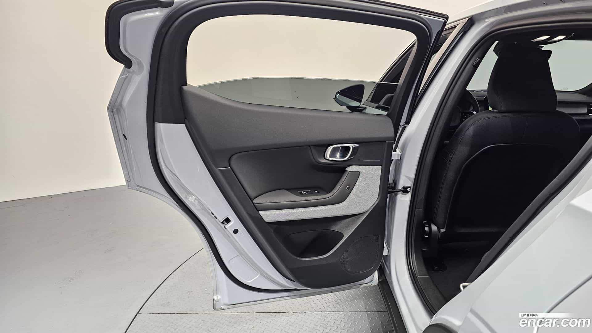 Polestar 2 Polestar 2022.7-INNER-035