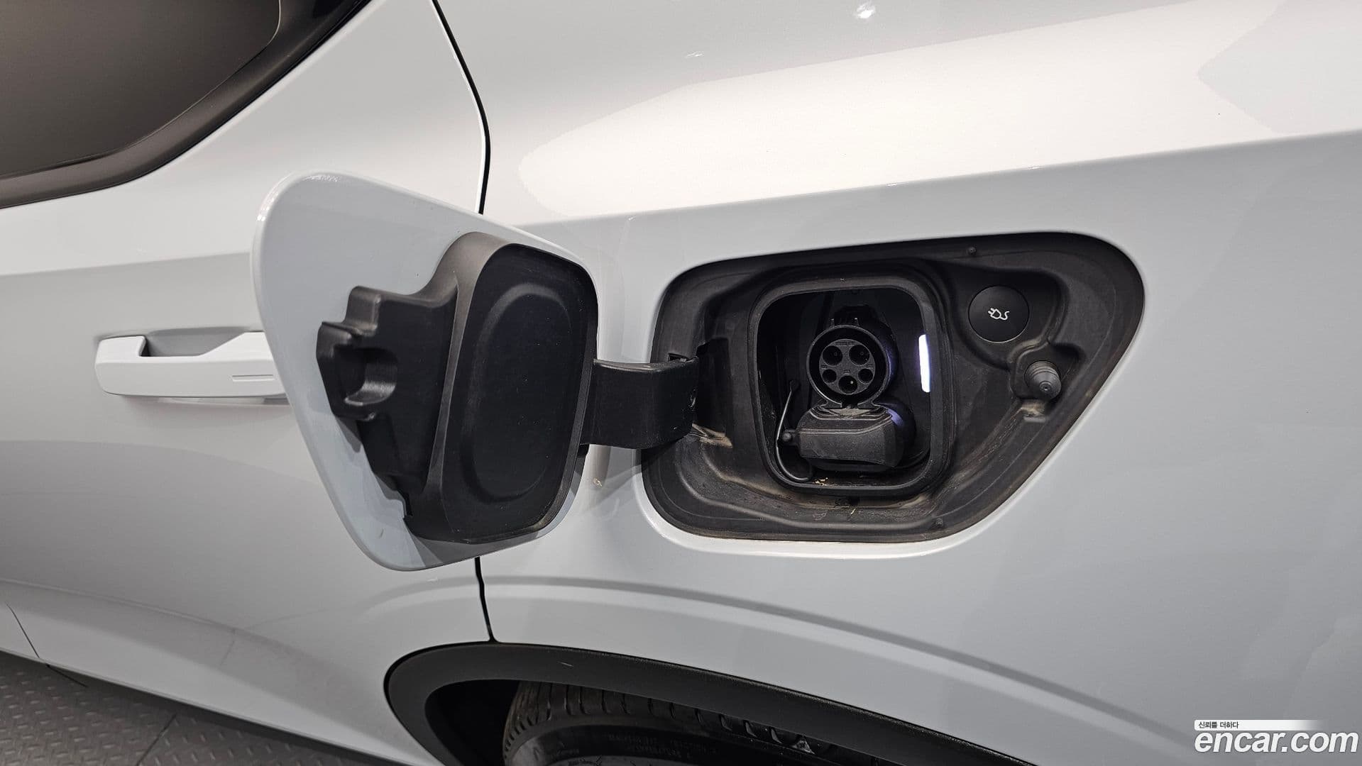 Main__Slider__Photo:Polestar 2 Polestar 2022.7-28