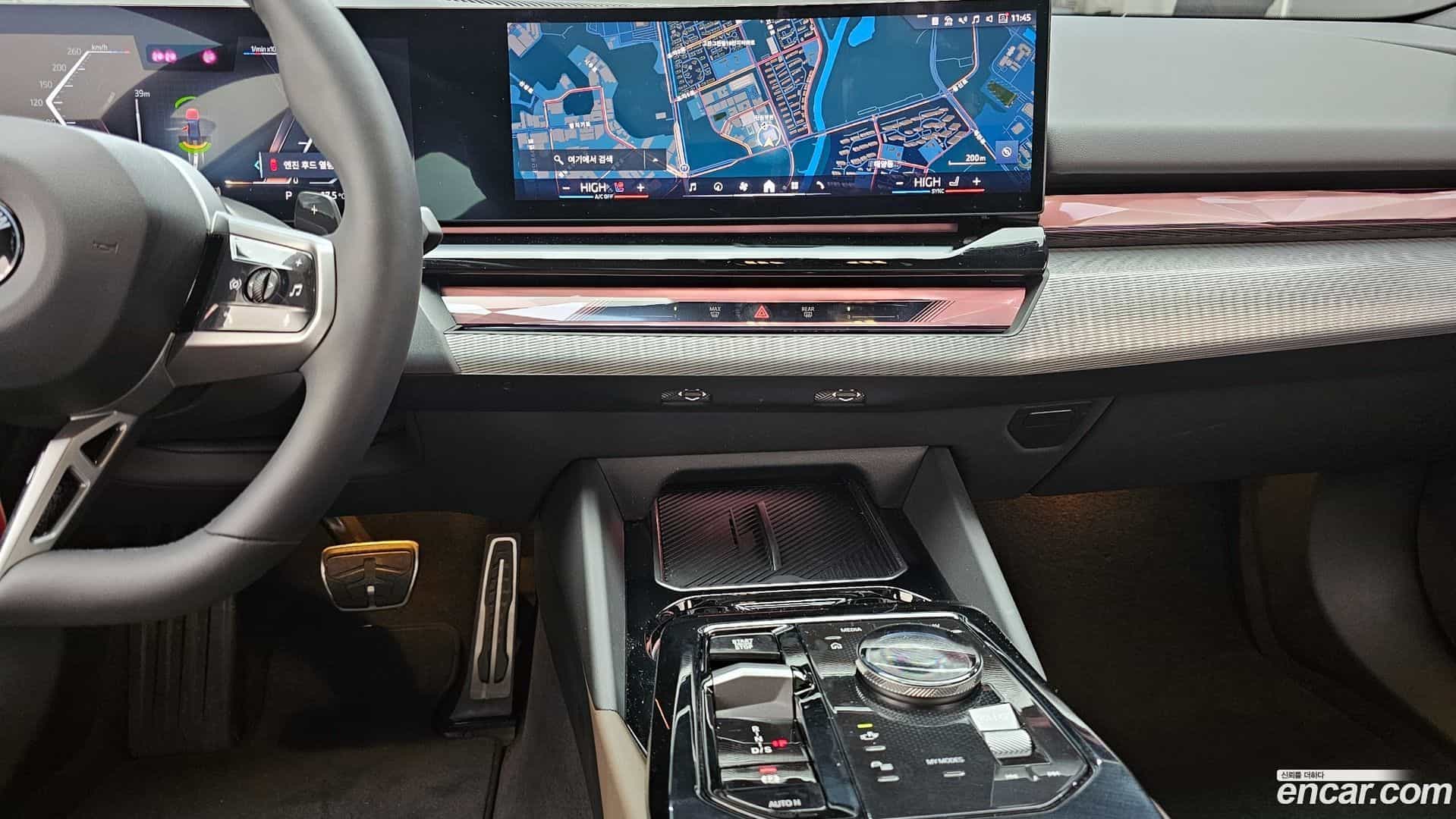 5-Series BMW 2025.6-OPTION-023