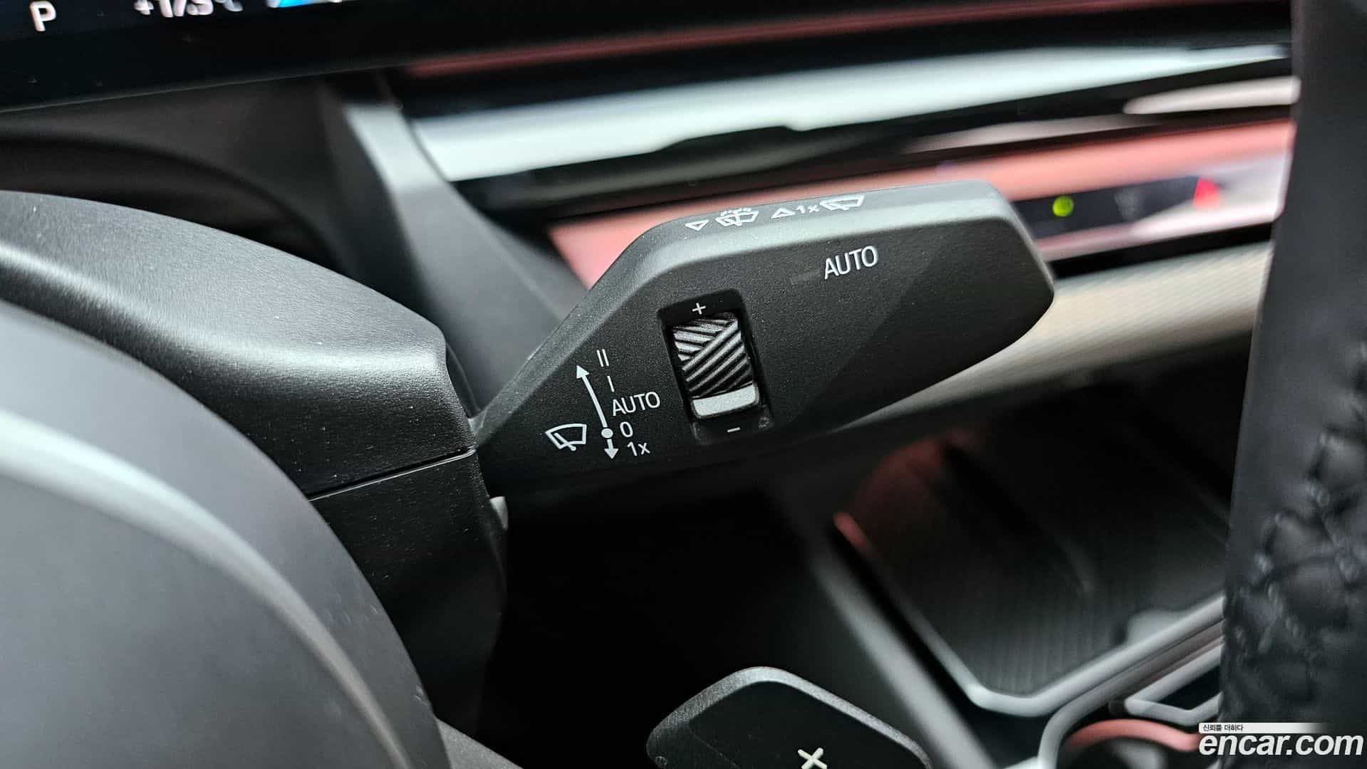5-Series BMW 2025.6-OPTION-042