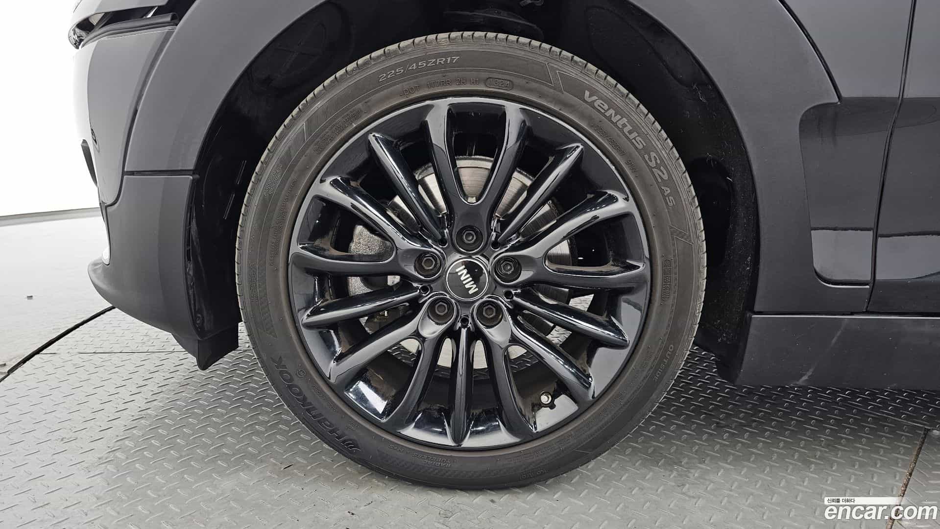 Clubman Mini 2018.5-OUTER-005