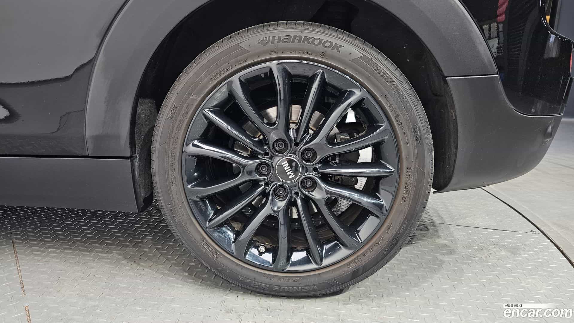 Clubman Mini 2018.5-OUTER-031