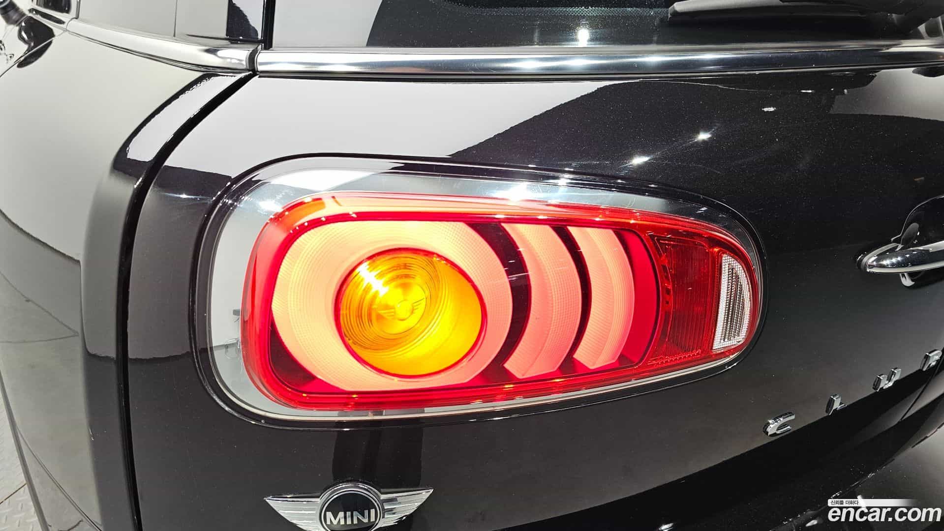 Clubman Mini 2018.5-OUTER-033