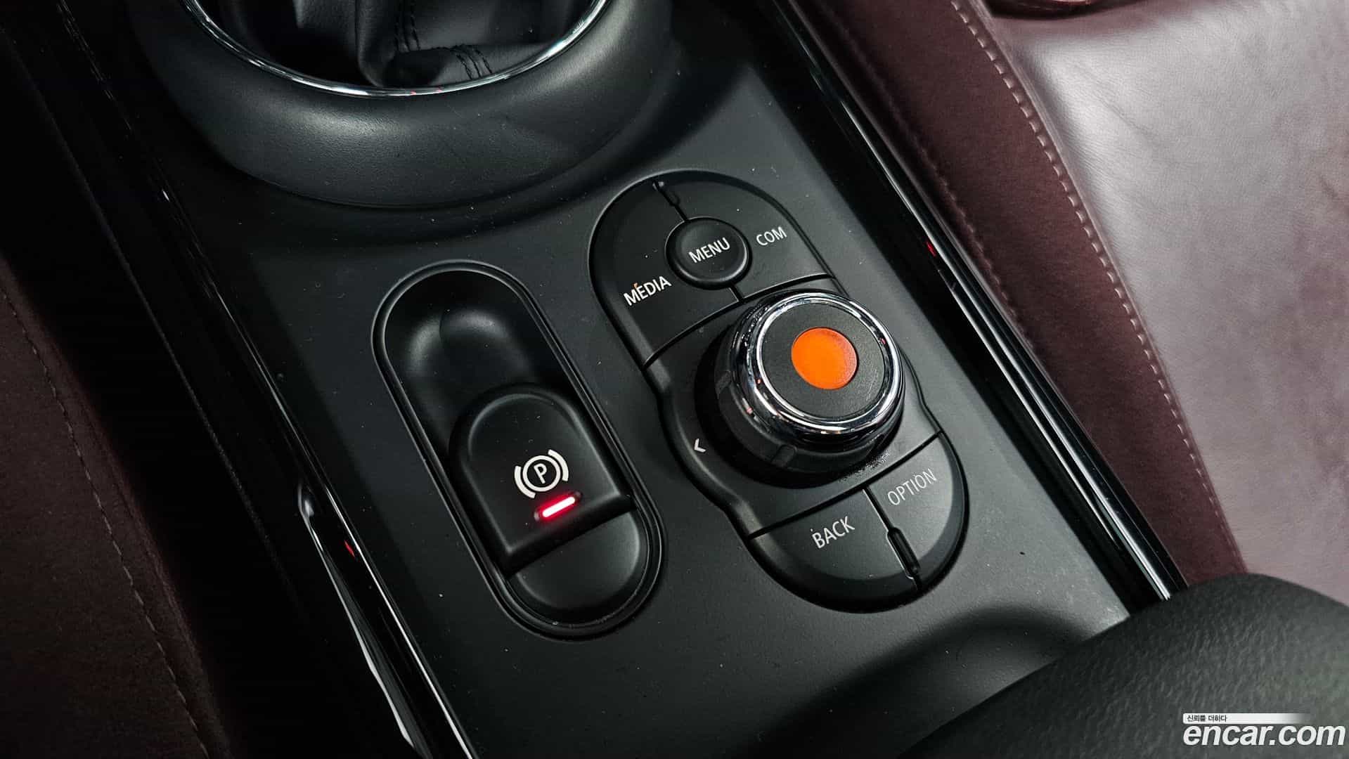 Clubman Mini 2018.5-OPTION-040