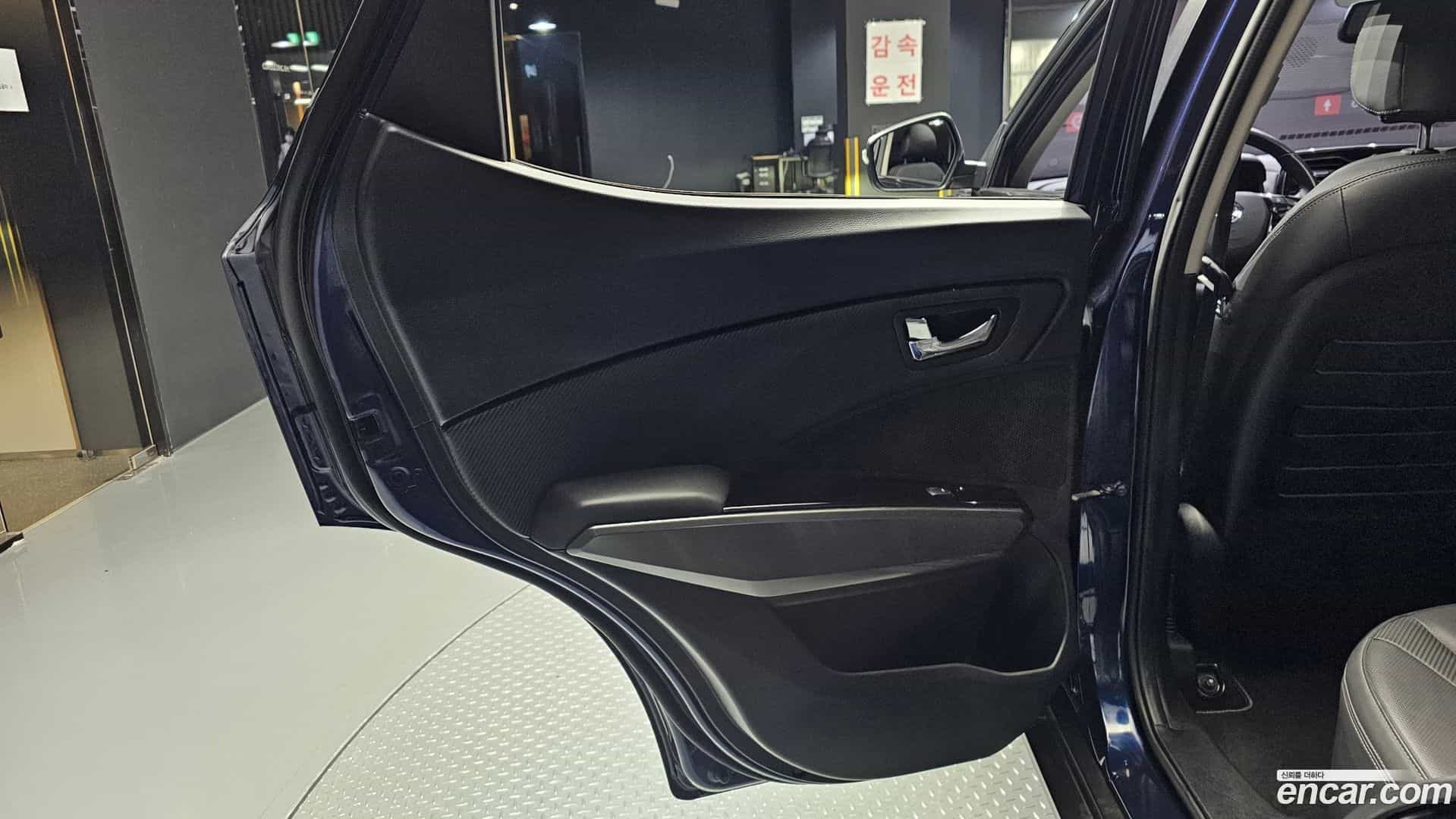 TIBOLI KG Mobility 2019.6-INNER-035