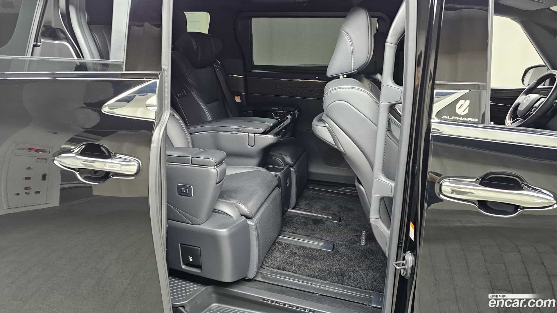 Alphard Toyota 2023.10-OPTION-016