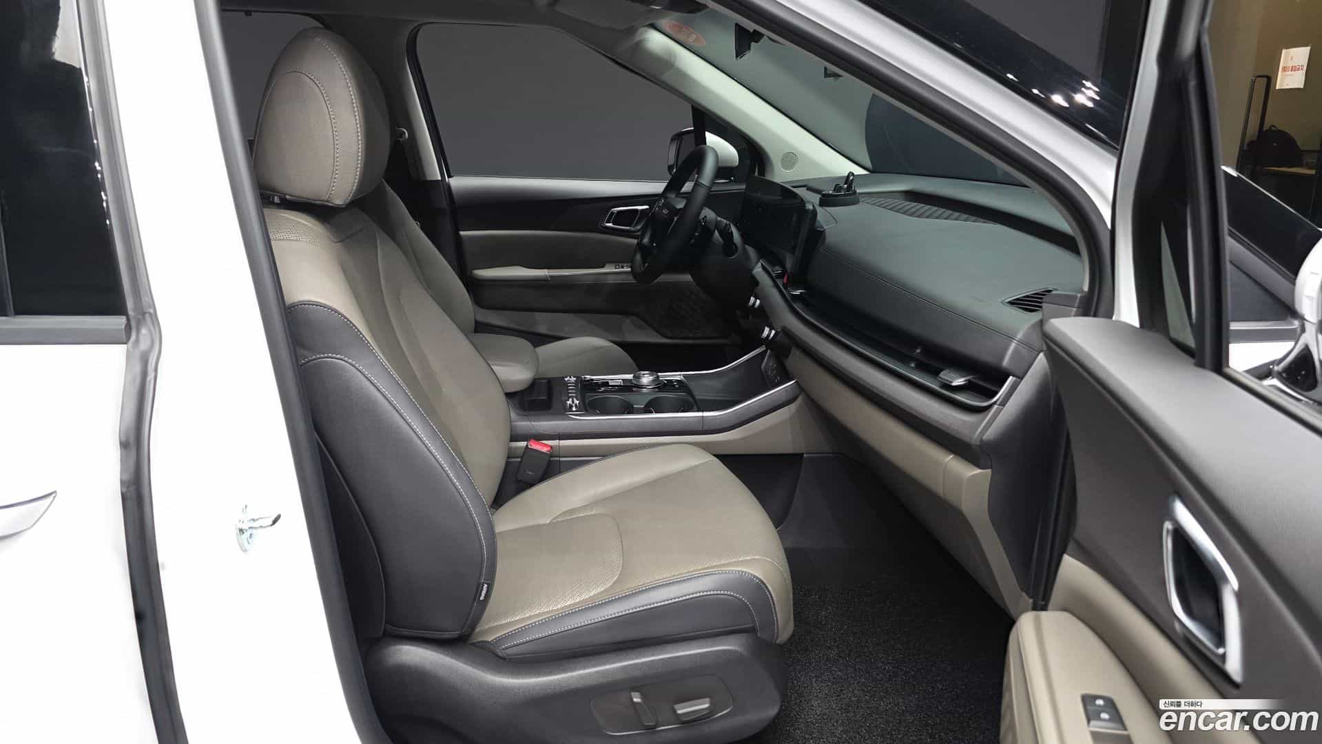 Canival Kia 2025.9-OPTION-015