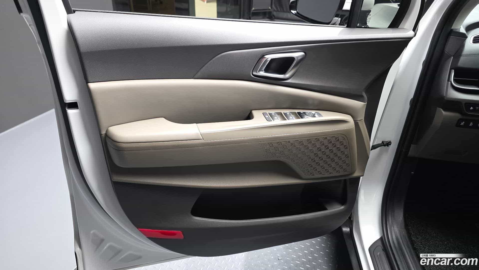 Canival Kia 2025.9-INNER-035