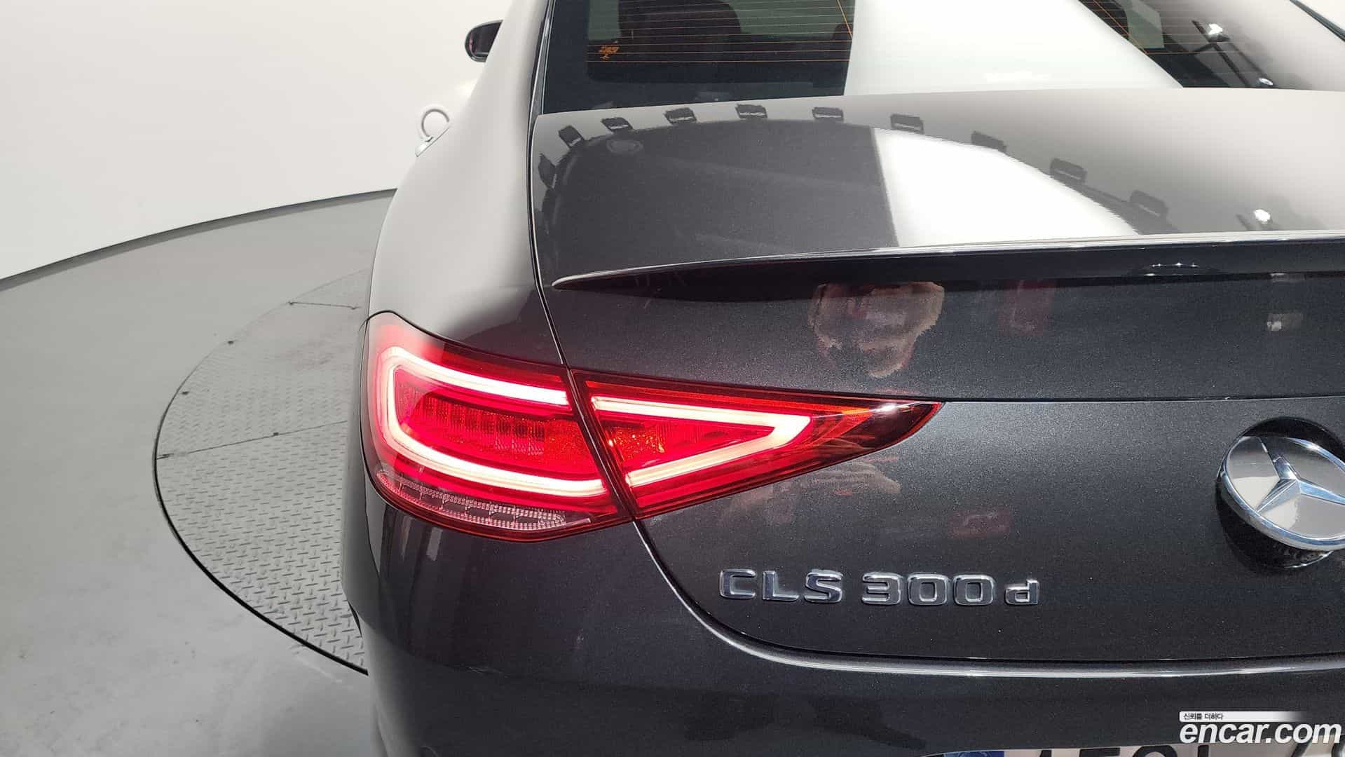 CLS-Class Mercedes-Benz 2022.2-OUTER-033