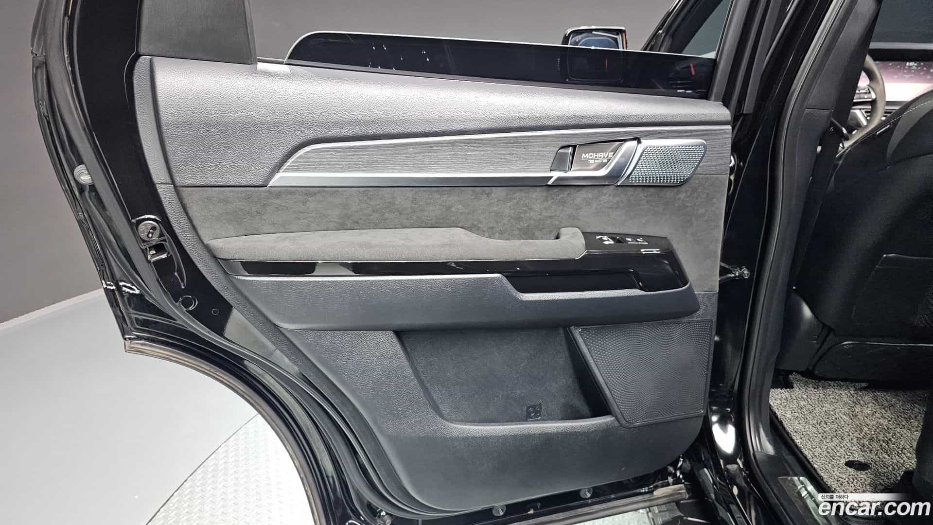 Mohave Kia 2022.4-INNER-035