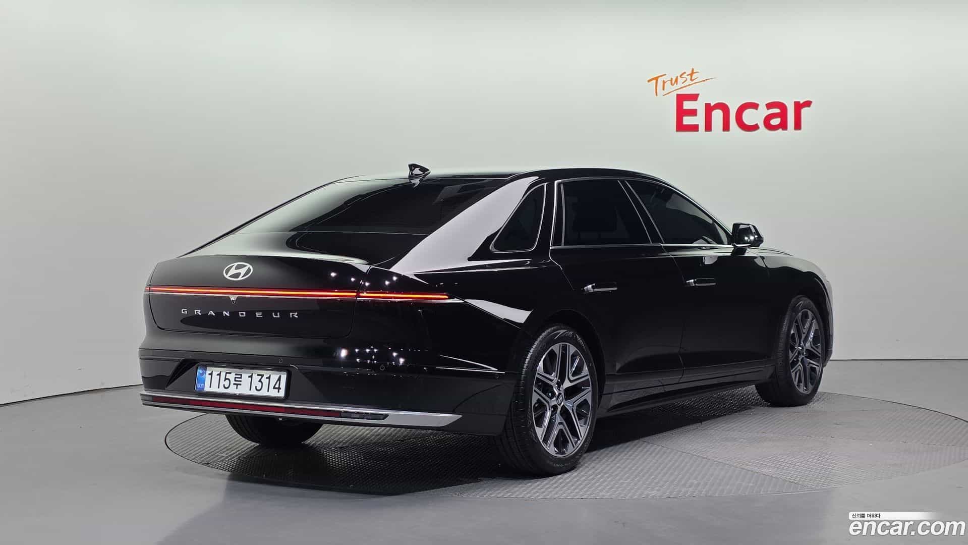 Grandeur Hyundai 2025.9-OUTER-002