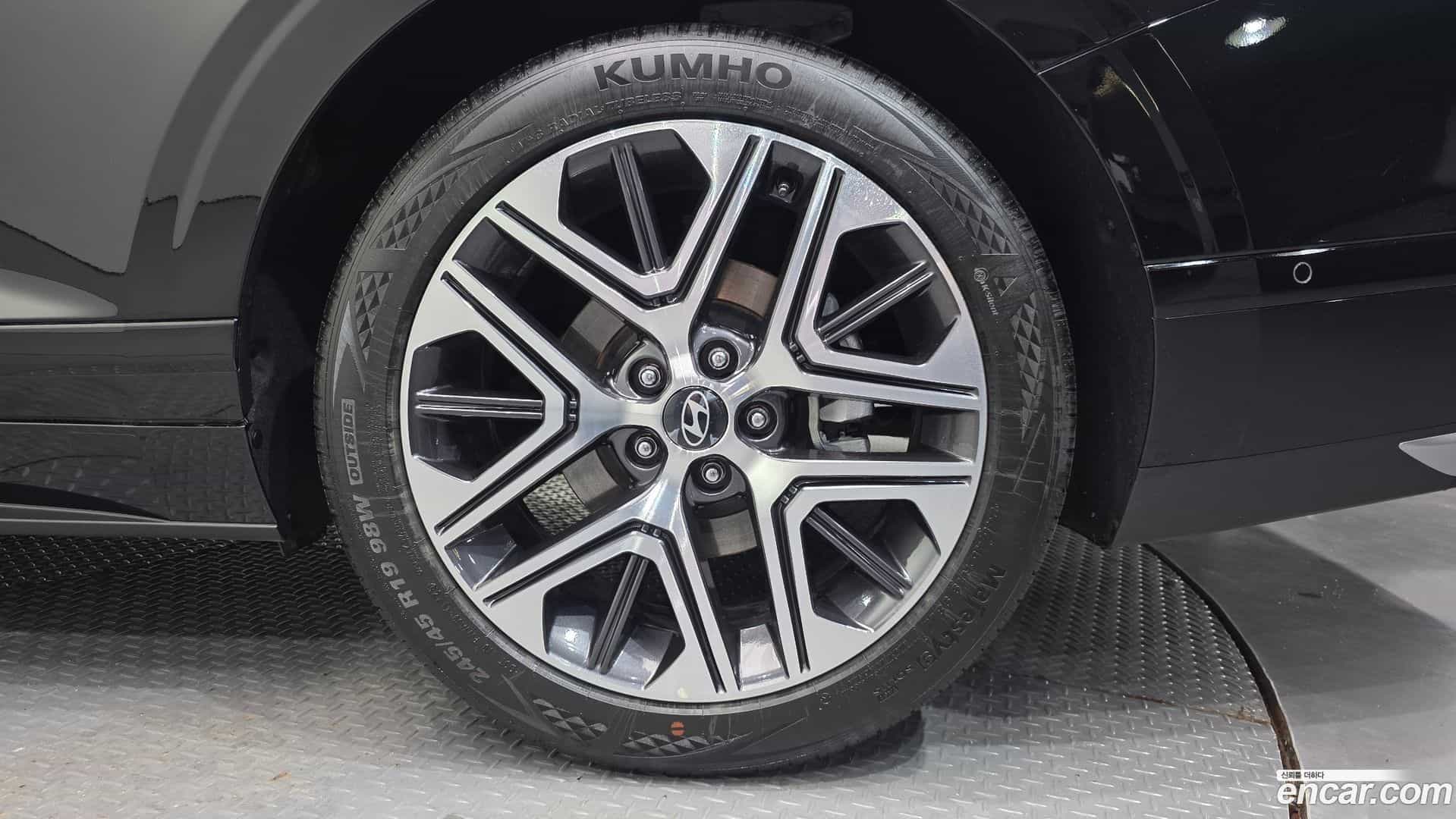 Grandeur Hyundai 2025.9-OUTER-031