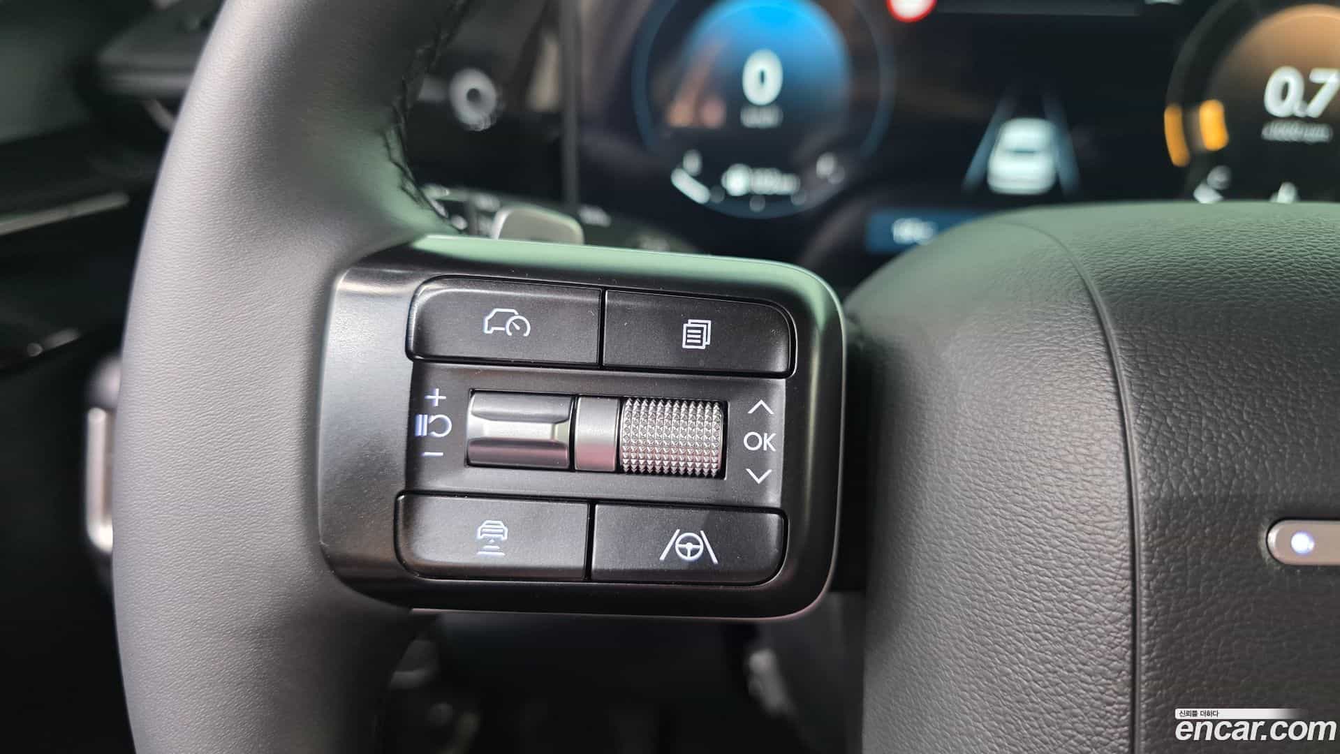 Grandeur Hyundai 2025.9-OPTION-047