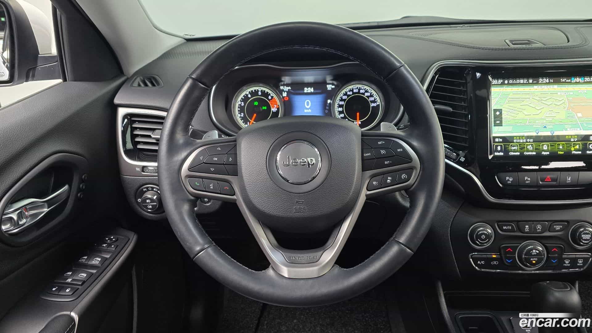 Cherokee Jeep 2020.4-OPTION-017