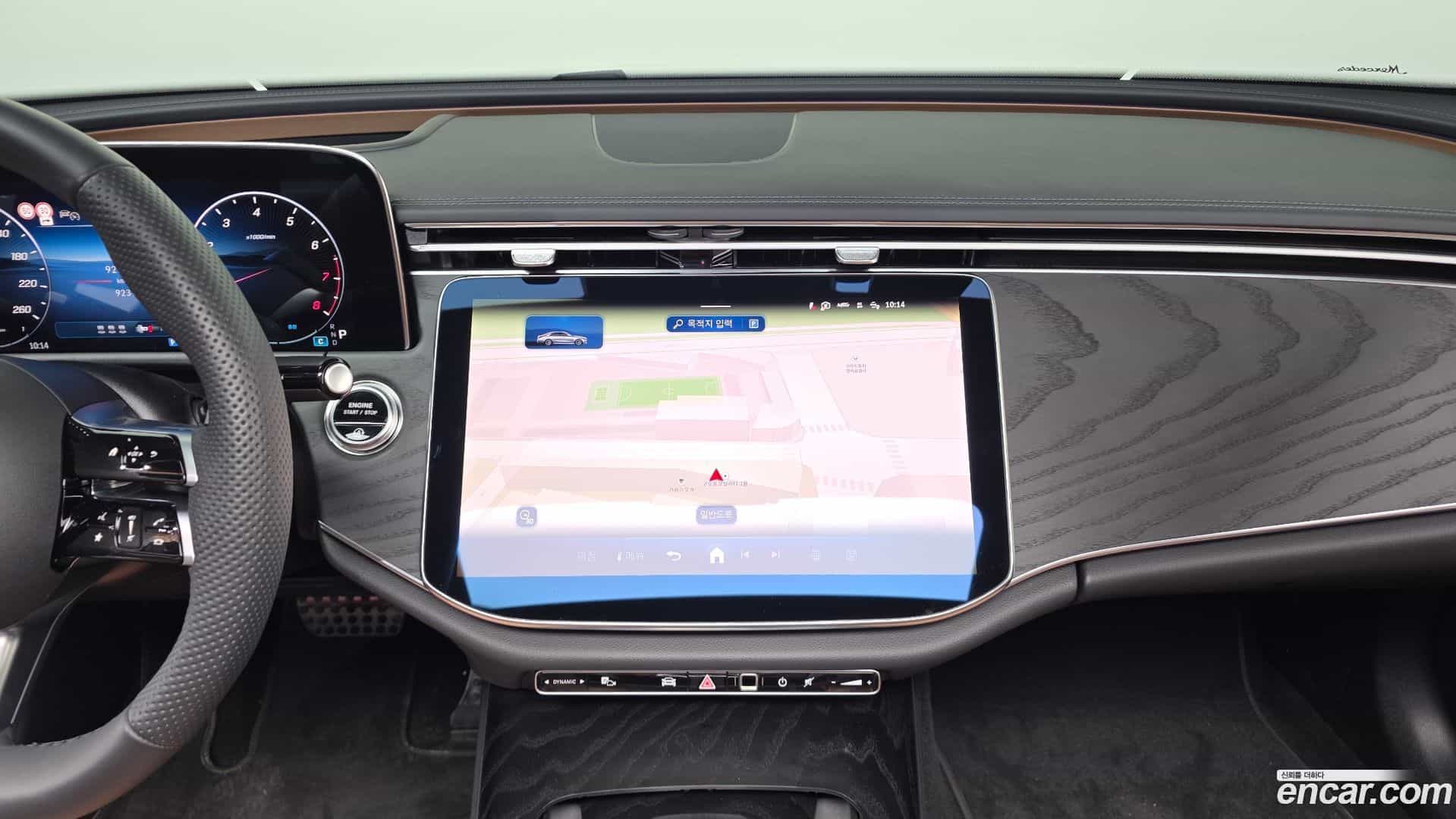 E-Class Mercedes-Benz 2026.1-OPTION-018