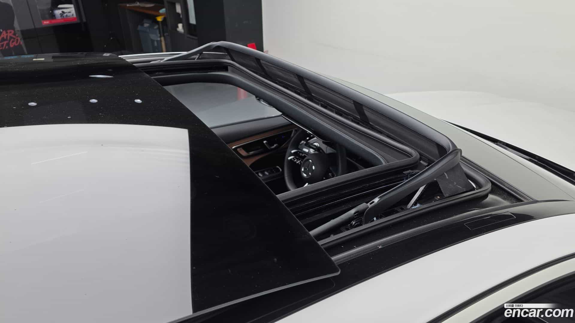 E-Class Mercedes-Benz 2026.1-OPTION-023