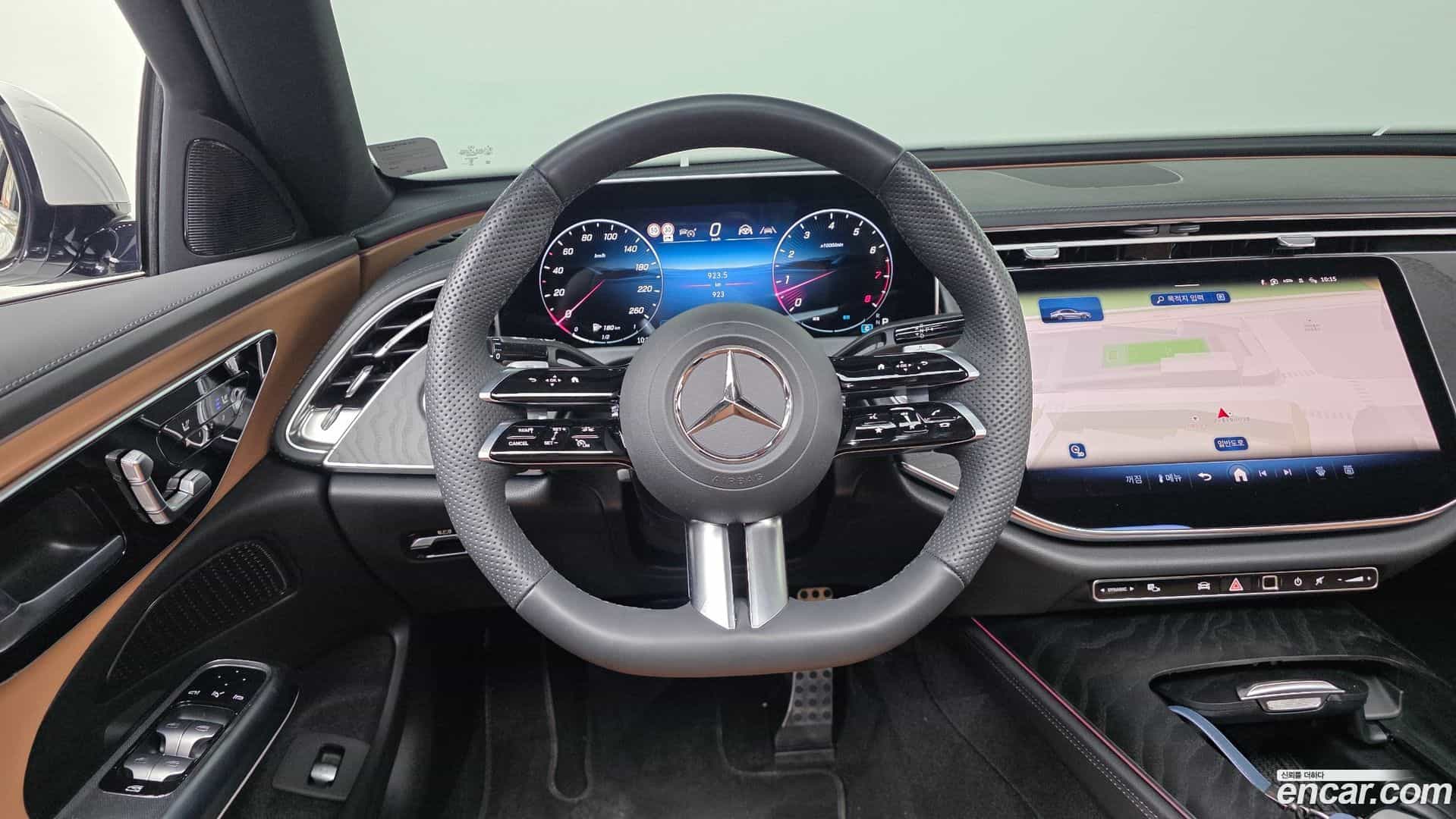 E-Class Mercedes-Benz 2026.1-OPTION-044