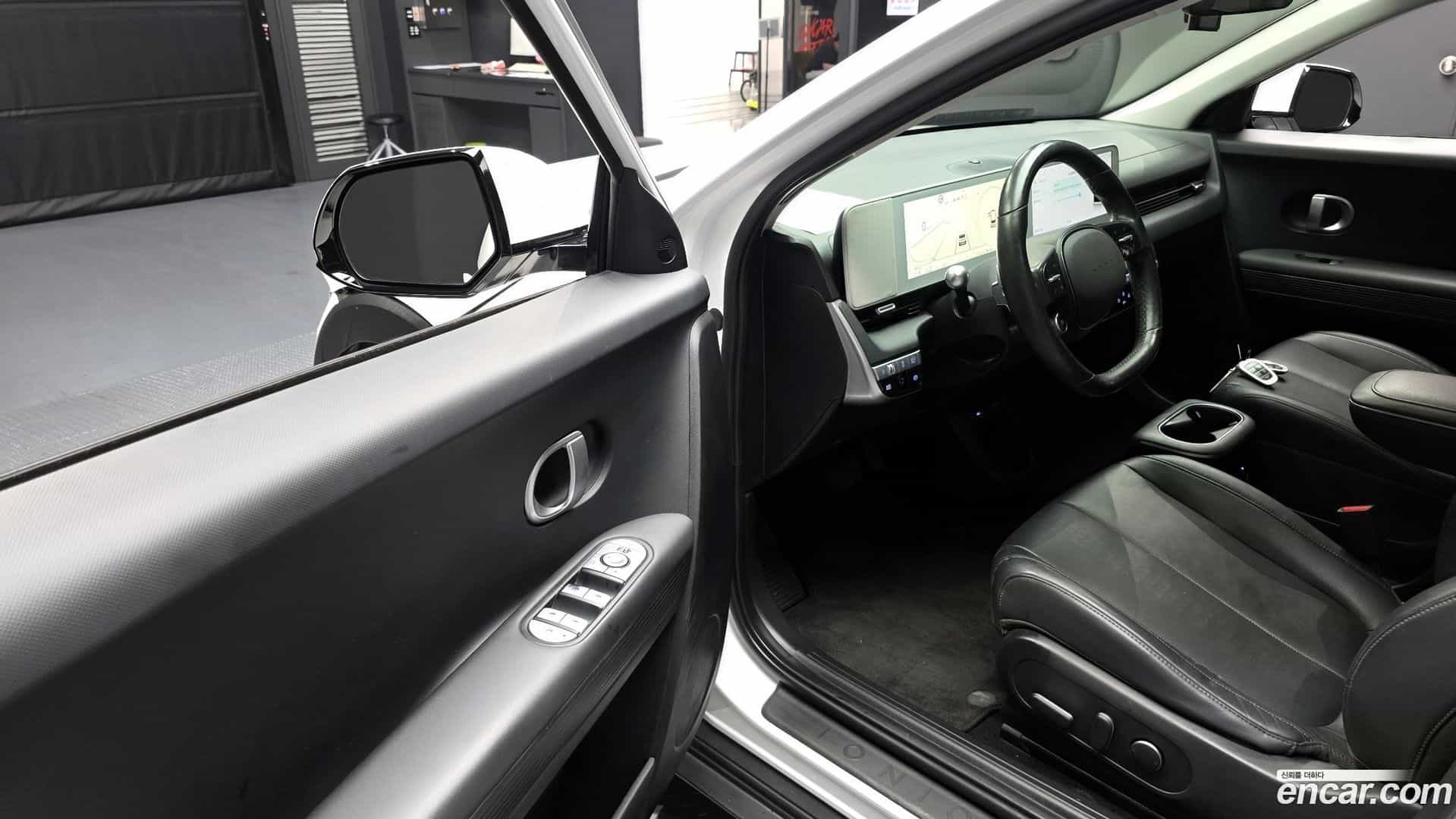 Ioniq5 Hyundai 2021.5-INNER-010