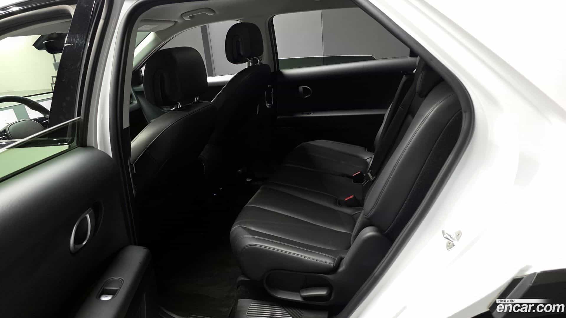 Ioniq5 Hyundai 2021.5-INNER-036