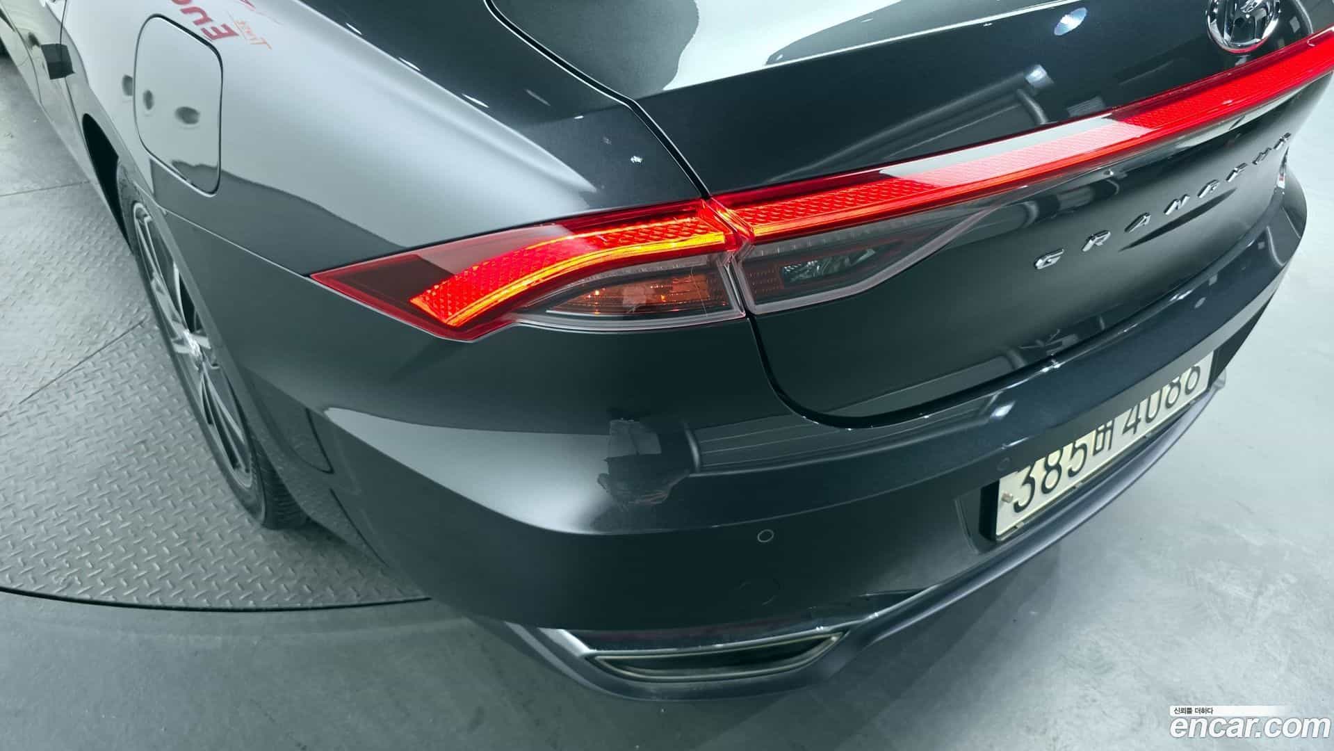 Grandeur Hyundai 2022.1-OUTER-033