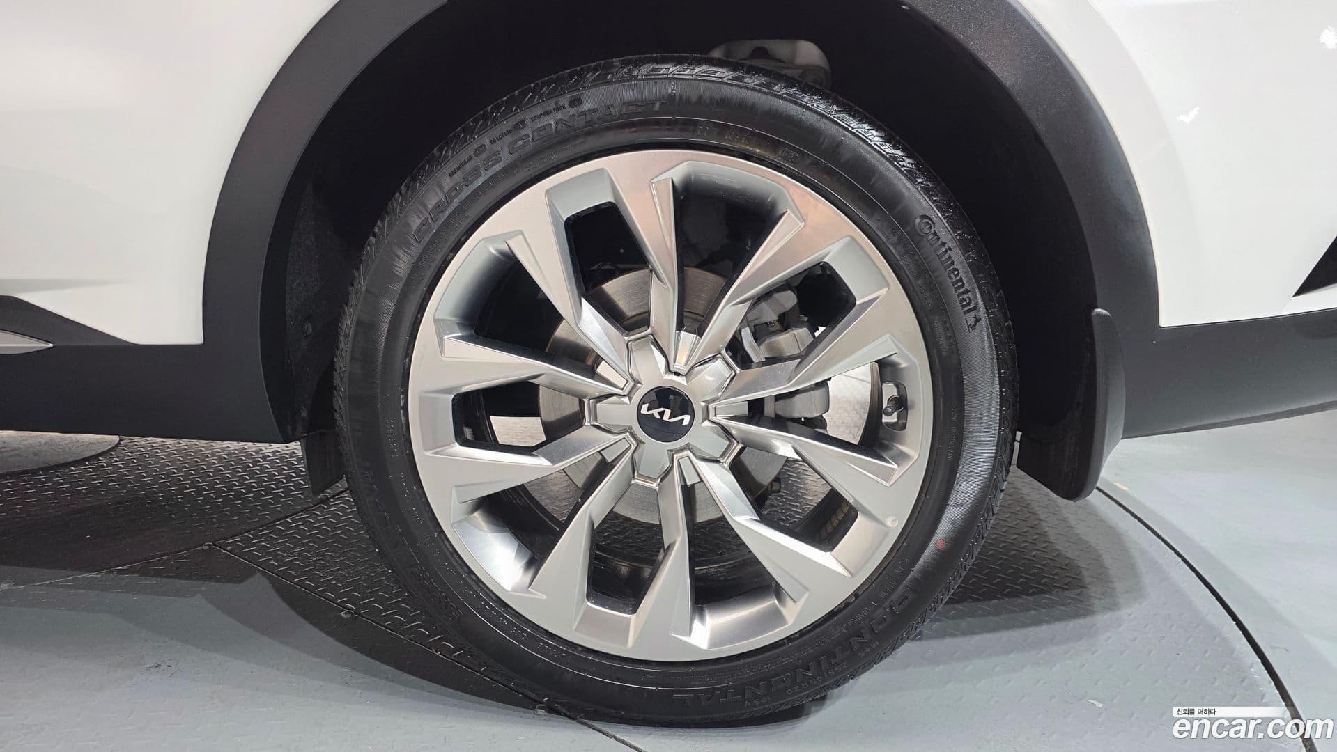 Main__Slider__Photo:Sorento Kia 2023.7-21
