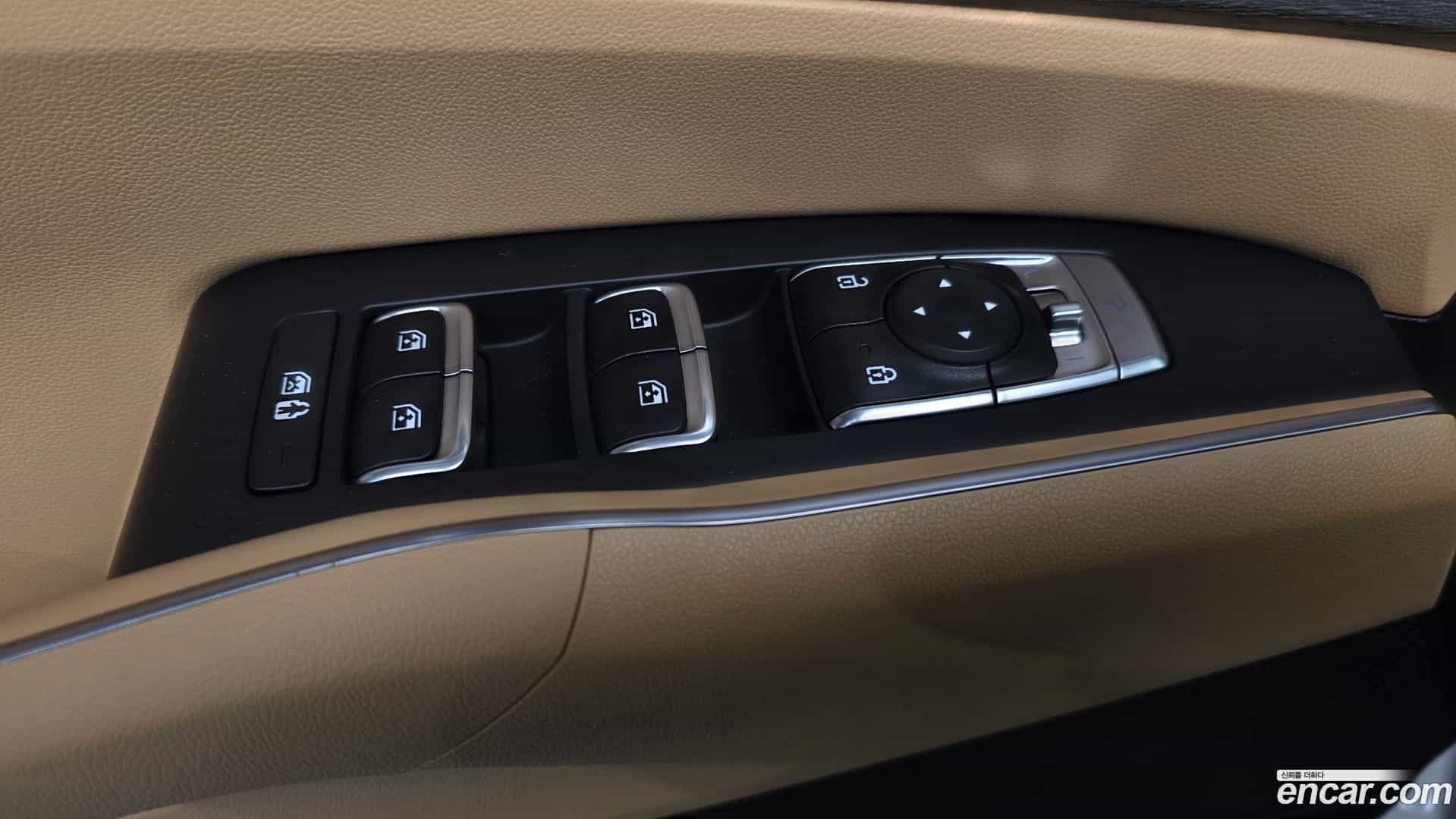Sorento Kia 2023.7-OPTION-041