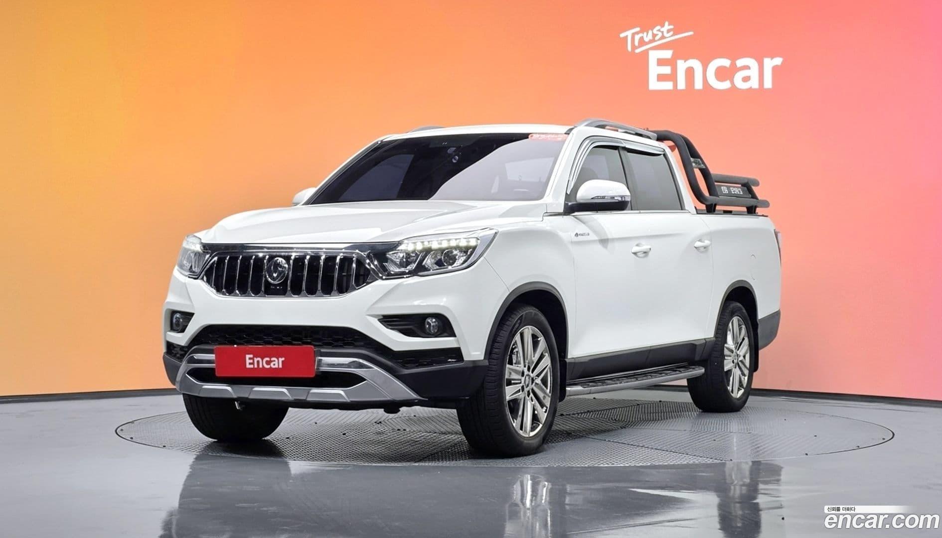 Main__Slider__Photo:Rexton KG Mobility 2019.0-0