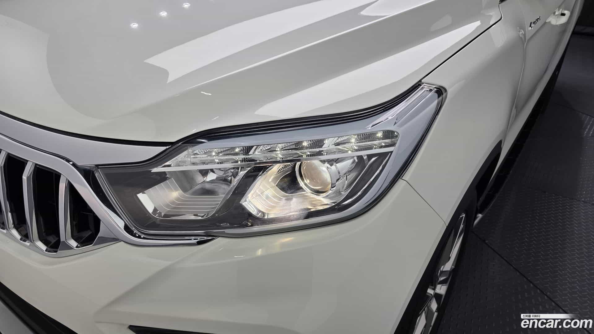 Rexton KG Mobility 2019.0-OUTER-032