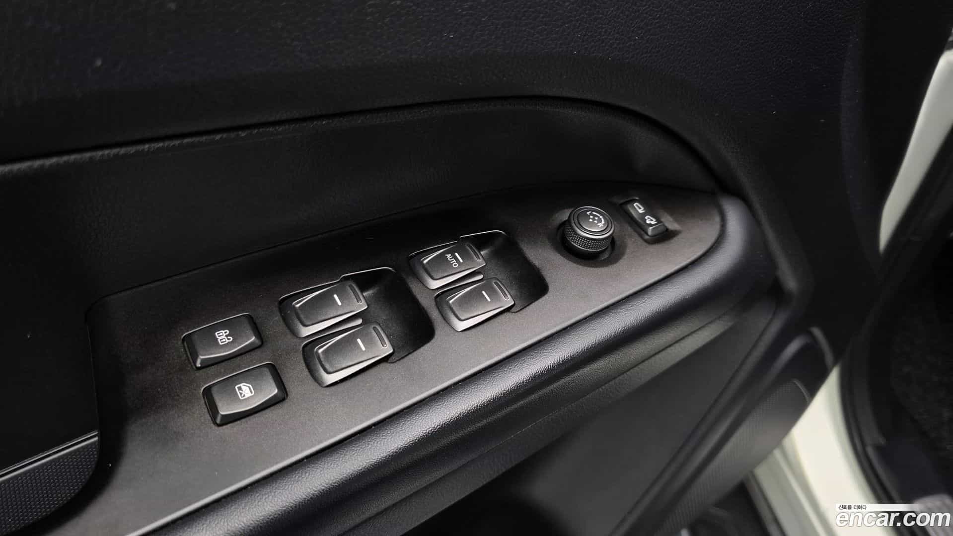 Rexton KG Mobility 2019.0-OPTION-041