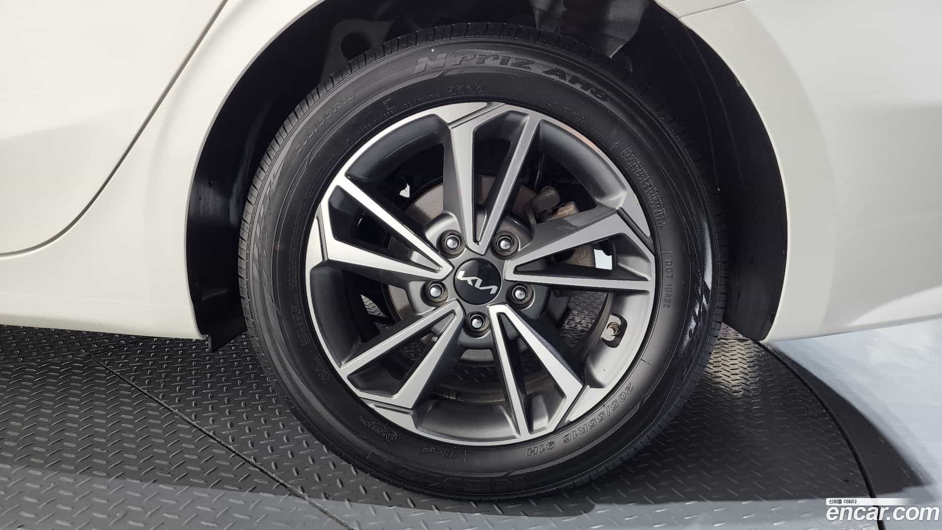 K3 Kia 2024.1-OUTER-031