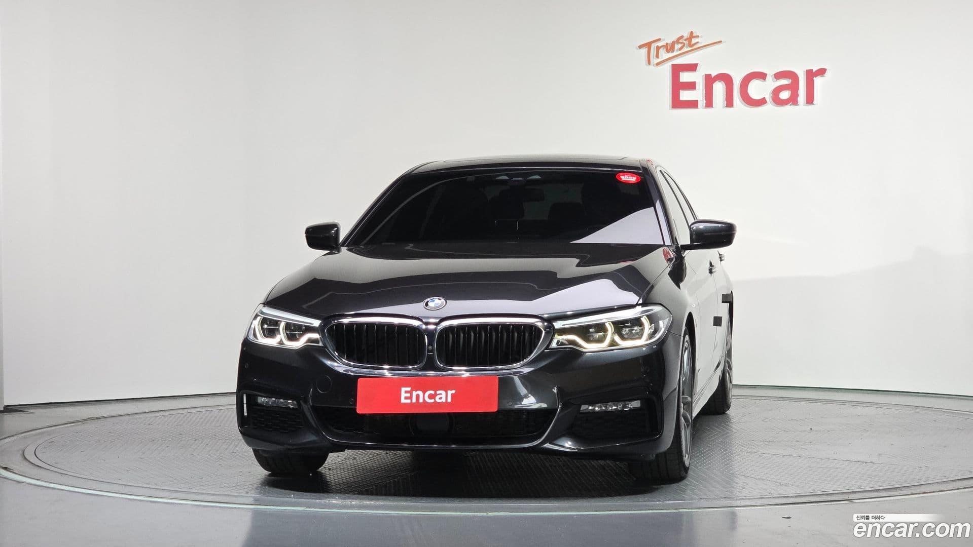 Main__Slider__Photo:5-Series BMW 2017.11-2
