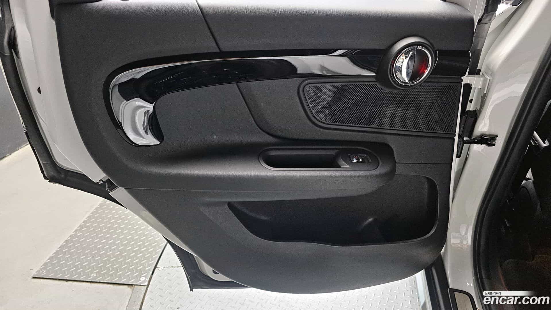 Countryman Mini 2023.10-INNER-035