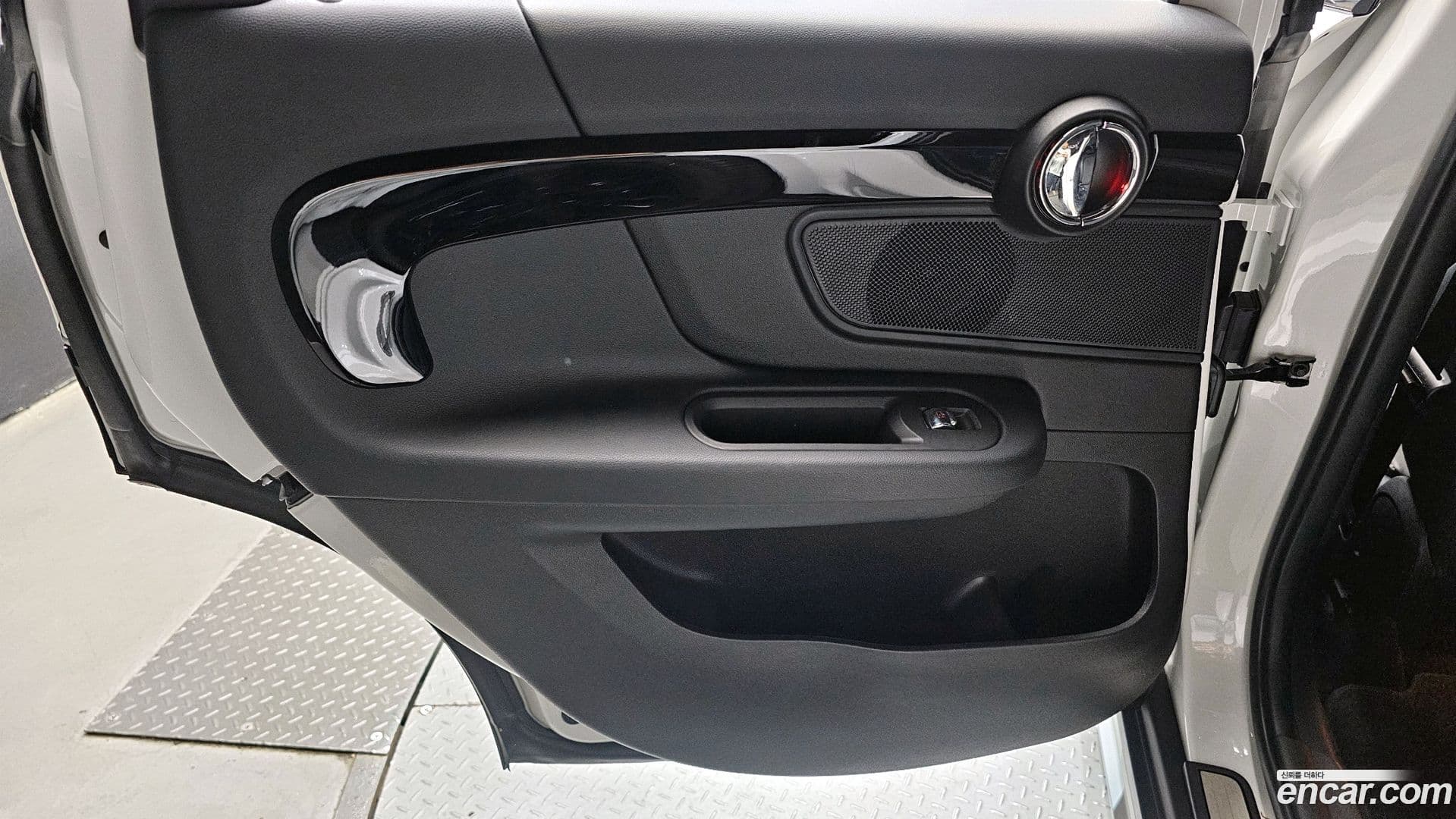 Main__Slider__Photo:Countryman Mini 2023.10-24
