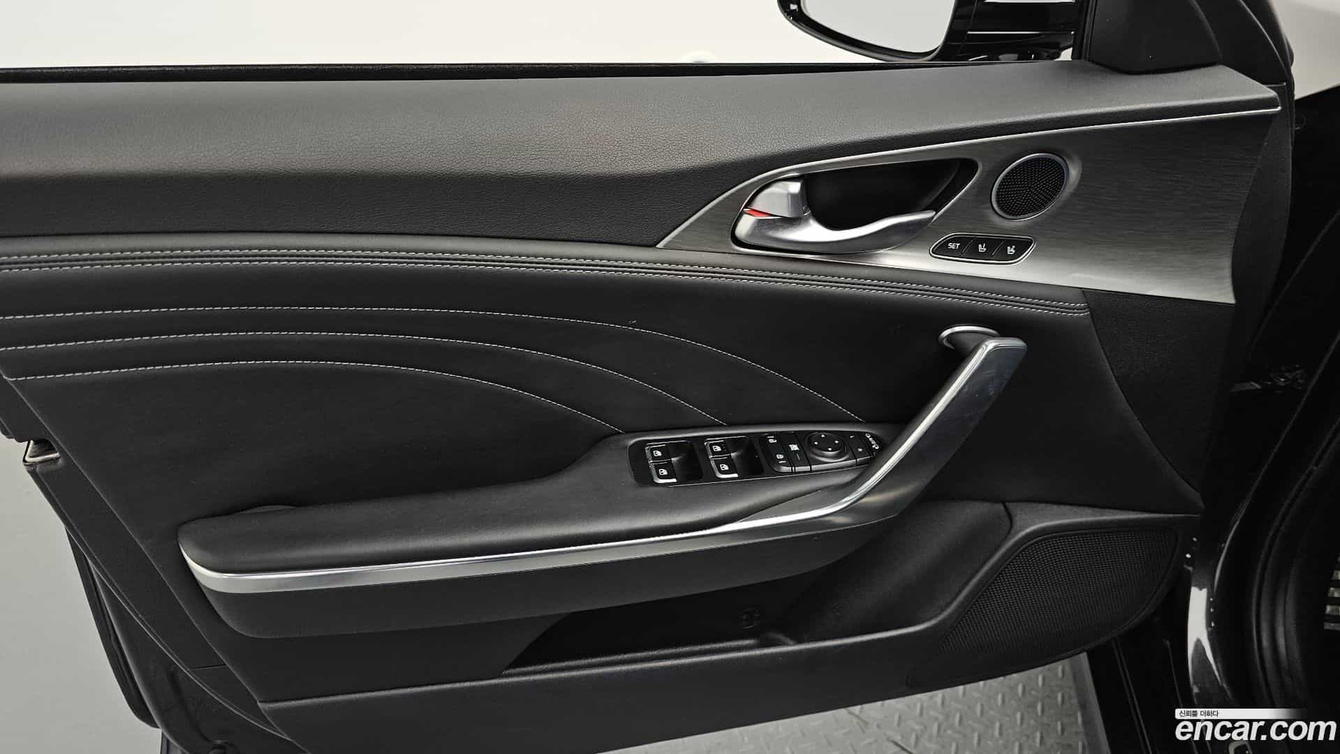 Stinger Kia 2021.3-INNER-034