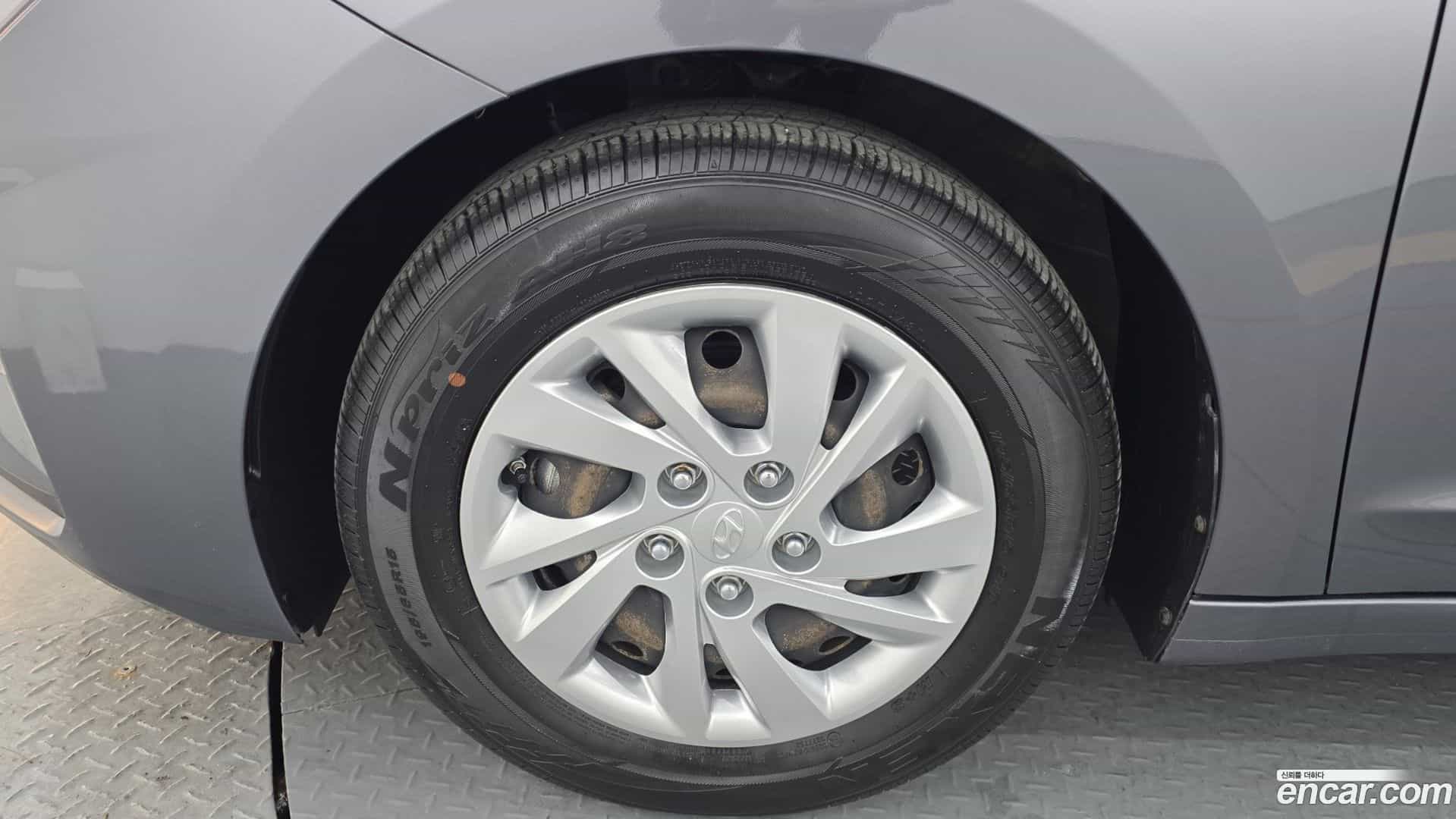 AVANTE Hyundai 2019.8-OUTER-005