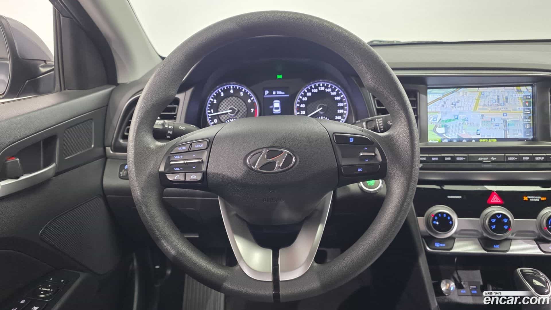 AVANTE Hyundai 2019.8-OPTION-017