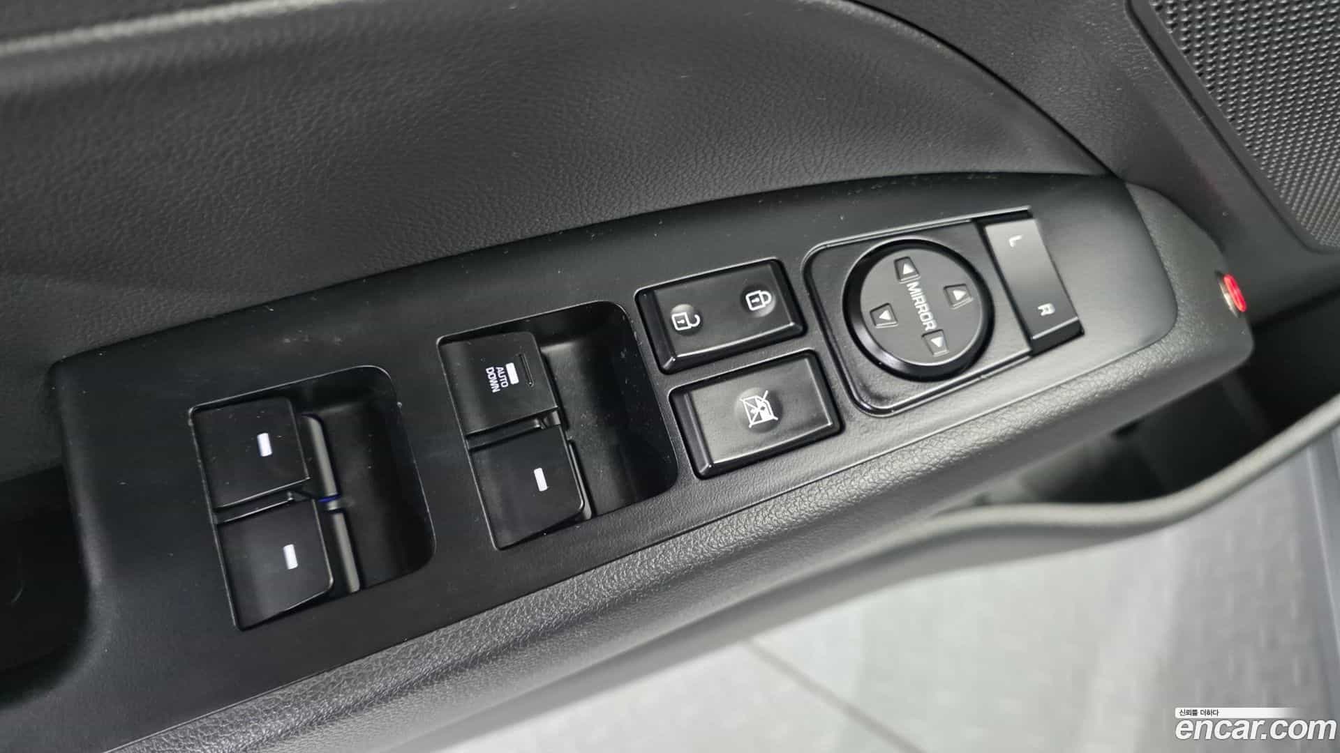 AVANTE Hyundai 2019.8-OPTION-018
