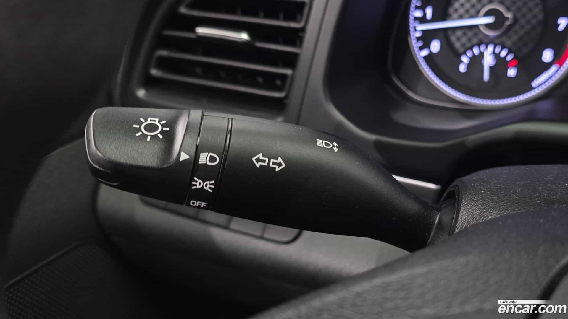 AVANTE Hyundai 2019.8-OPTION-043