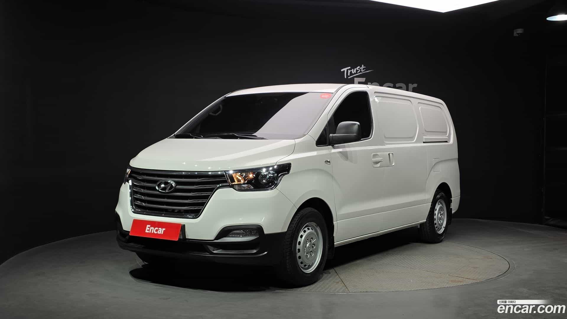 Starex Hyundai 2019.4-OUTER-001