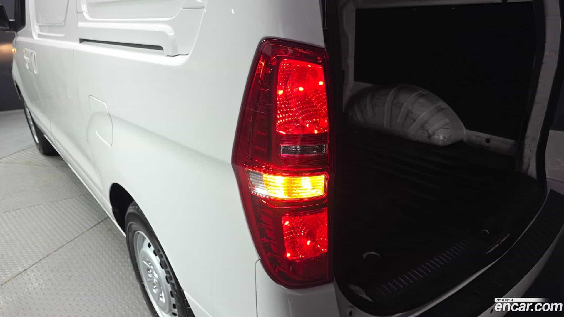 Starex Hyundai 2019.4-OUTER-033