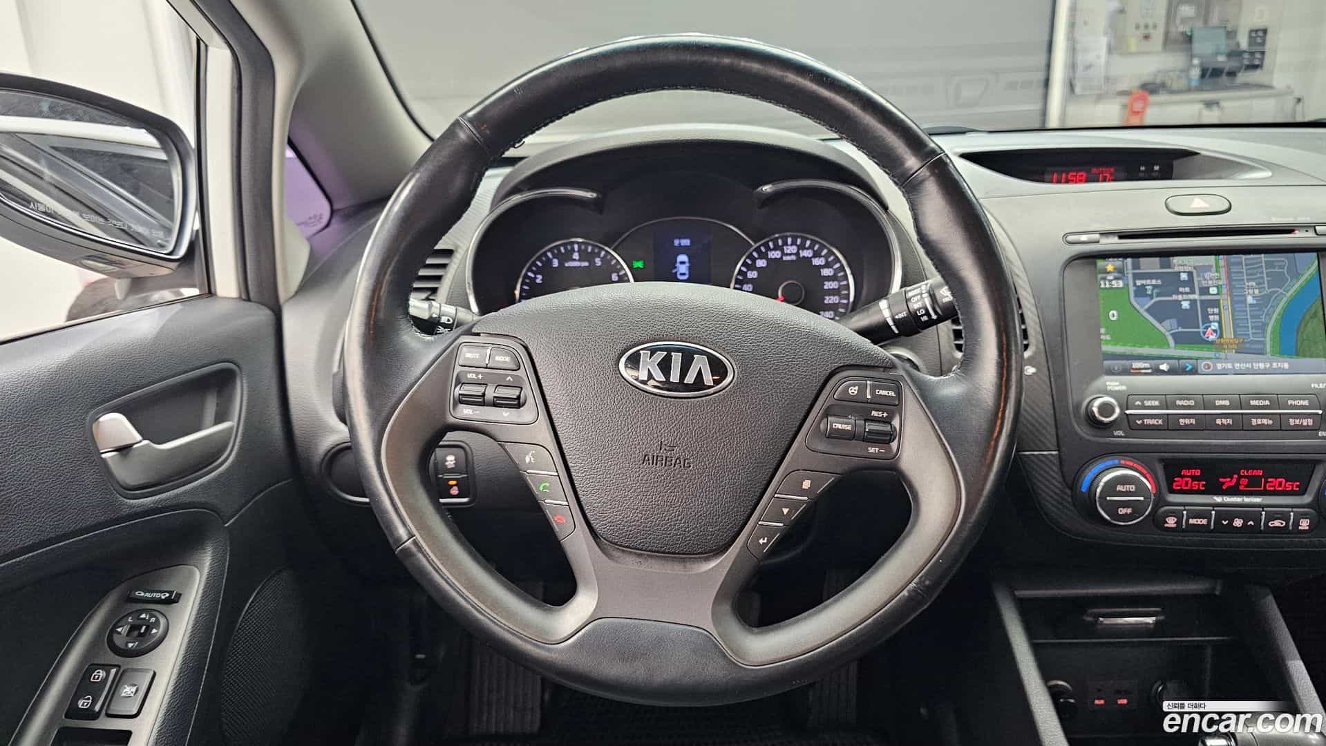K3 Kia 2014.0-OPTION-017